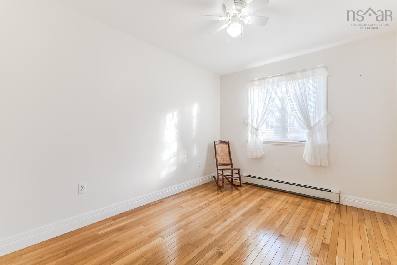 $529,900.00: 157 Parkwood South, Truro Heights