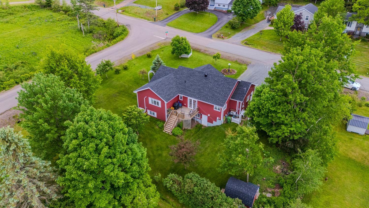 $529,900.00: 157 Parkwood South, Truro Heights