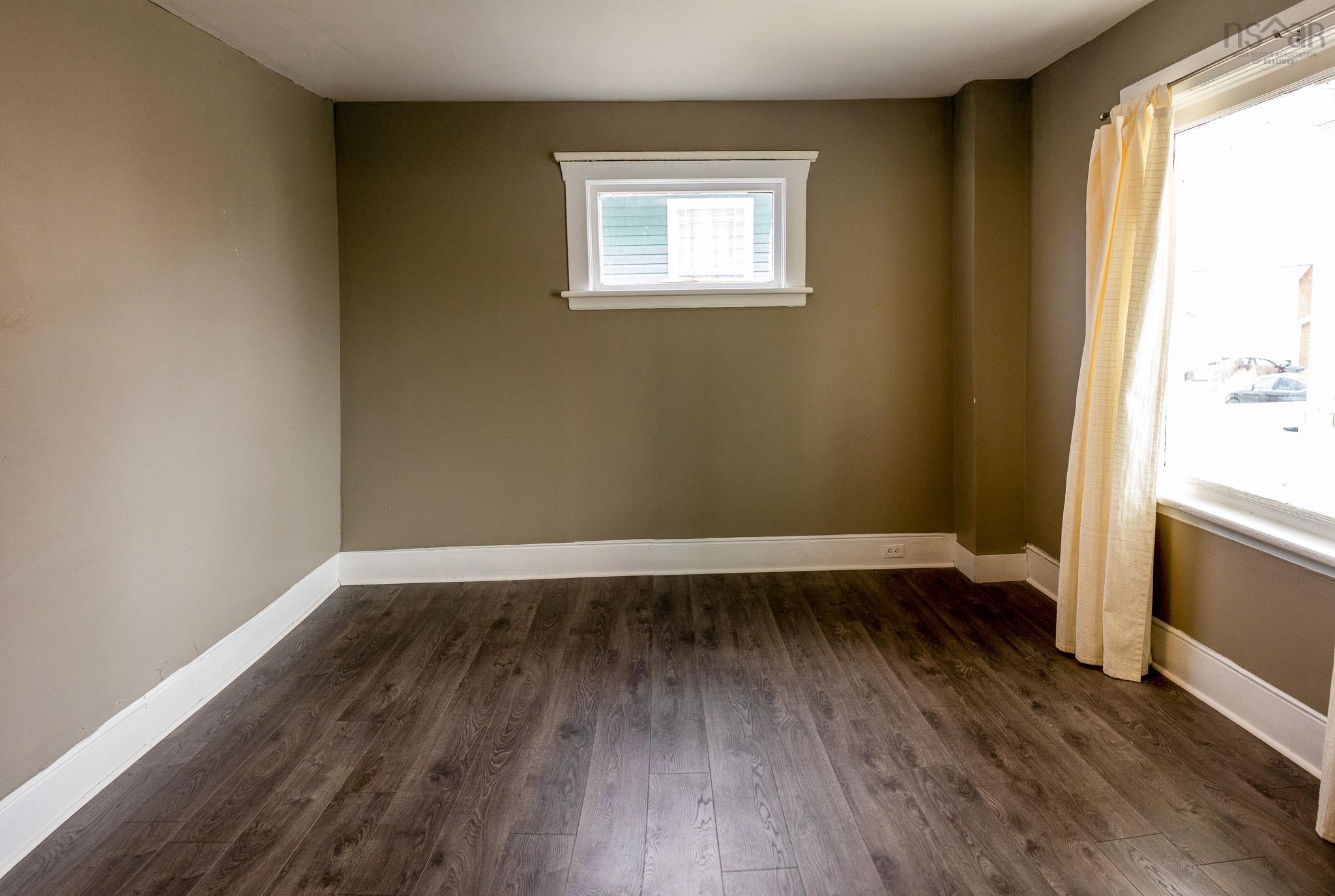 $160,000.00: 136 Victoria Street, Glace Bay