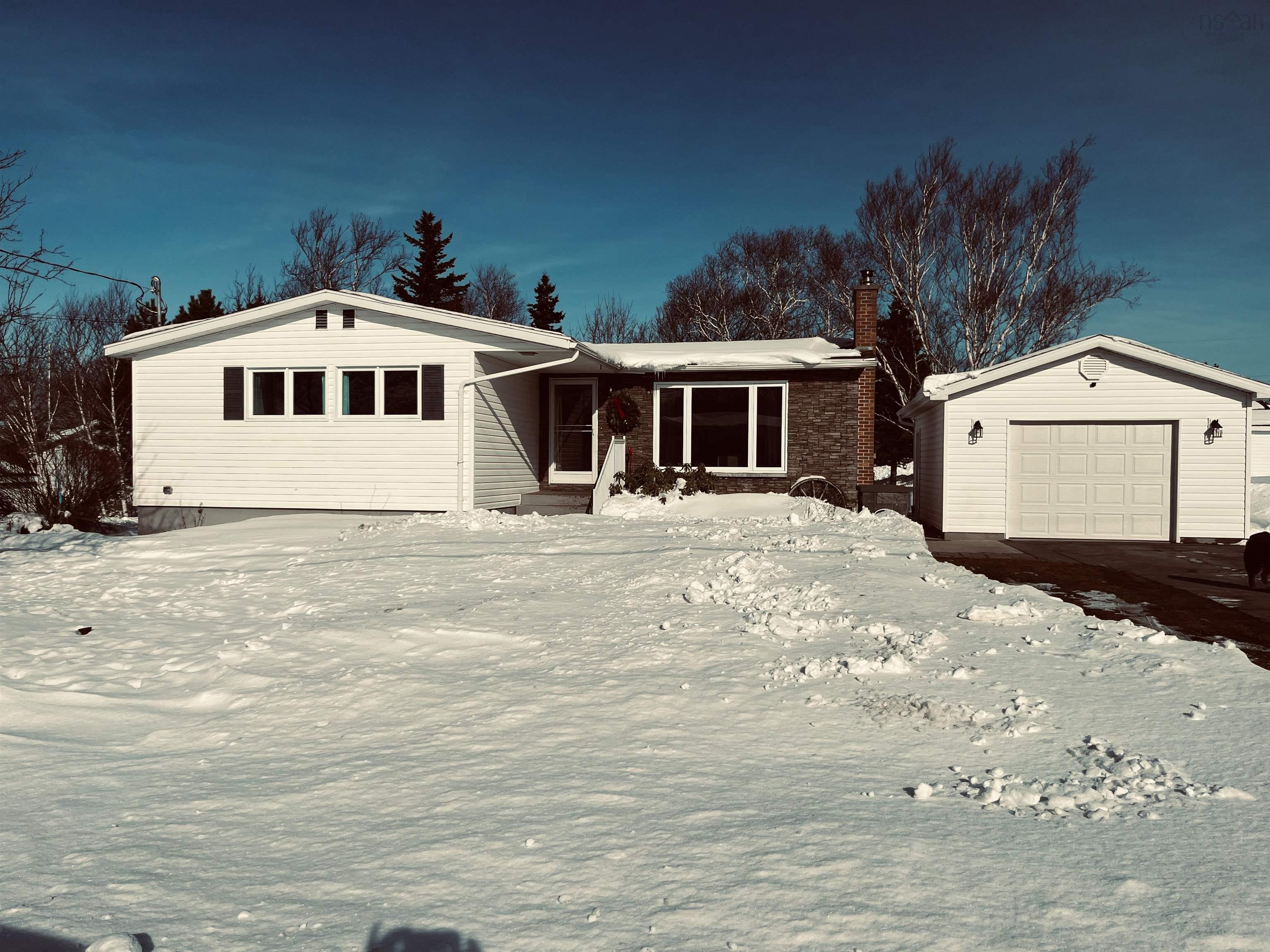 $359,000.00: 10 Don-Gordon Street, Glace Bay