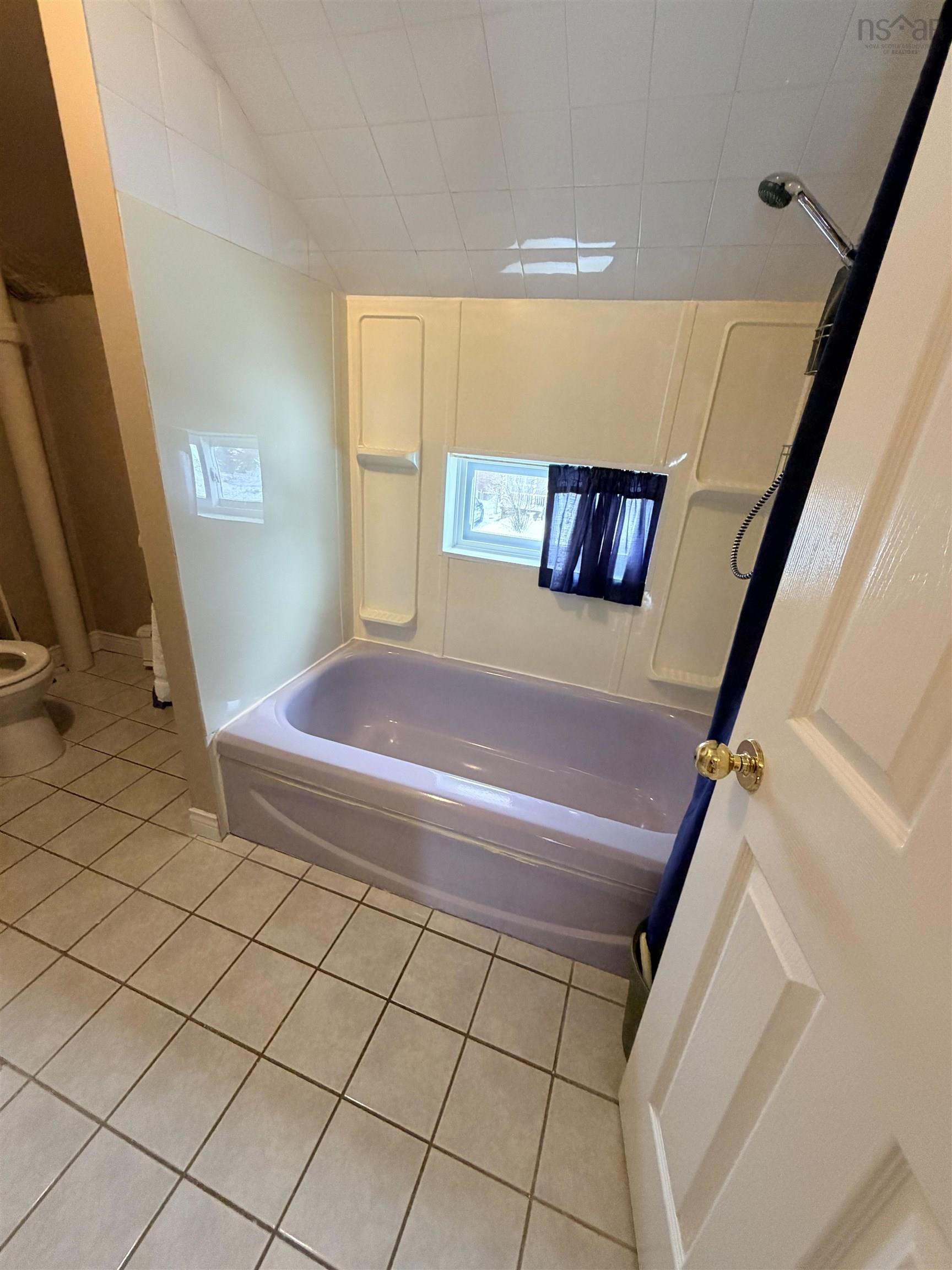 $250,000.00: 3522/3524 Warren Avenue, New Waterford