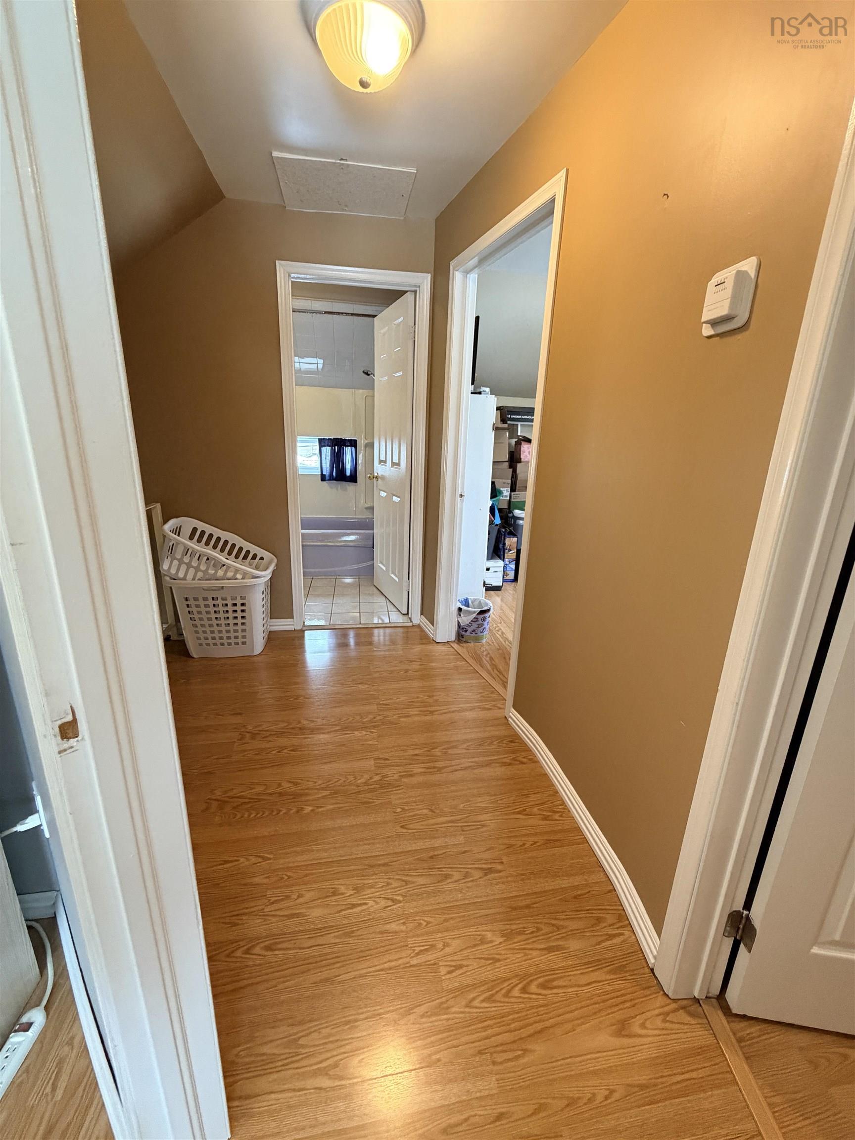 $250,000.00: 3522/3524 Warren Avenue, New Waterford