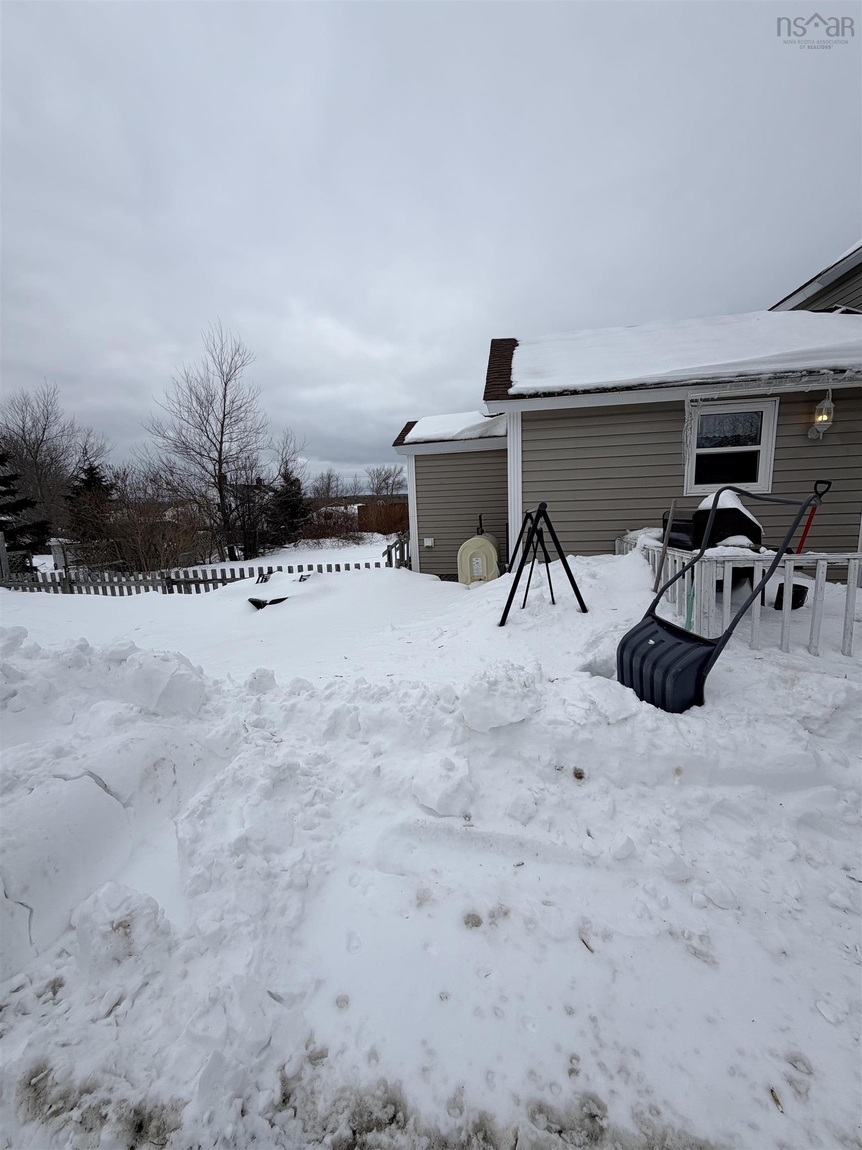 $250,000.00: 3522/3524 Warren Avenue, New Waterford