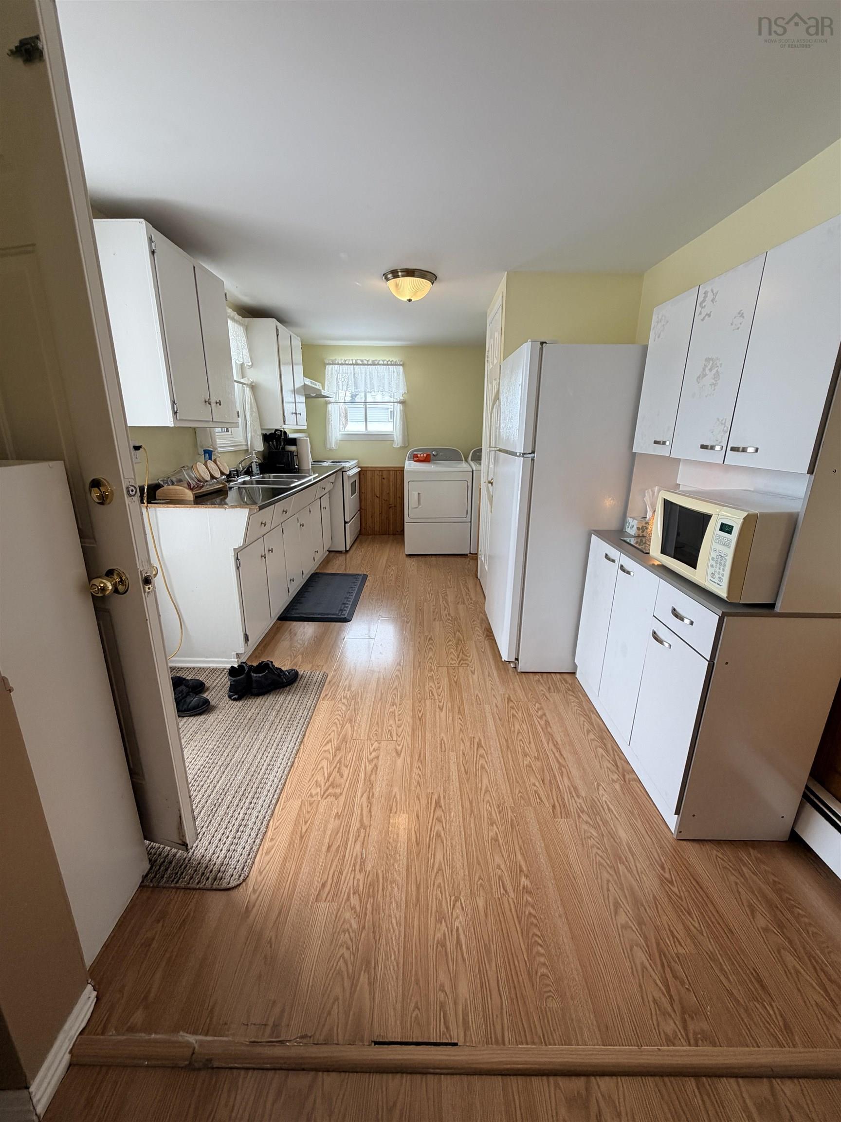 $250,000.00: 3522/3524 Warren Avenue, New Waterford