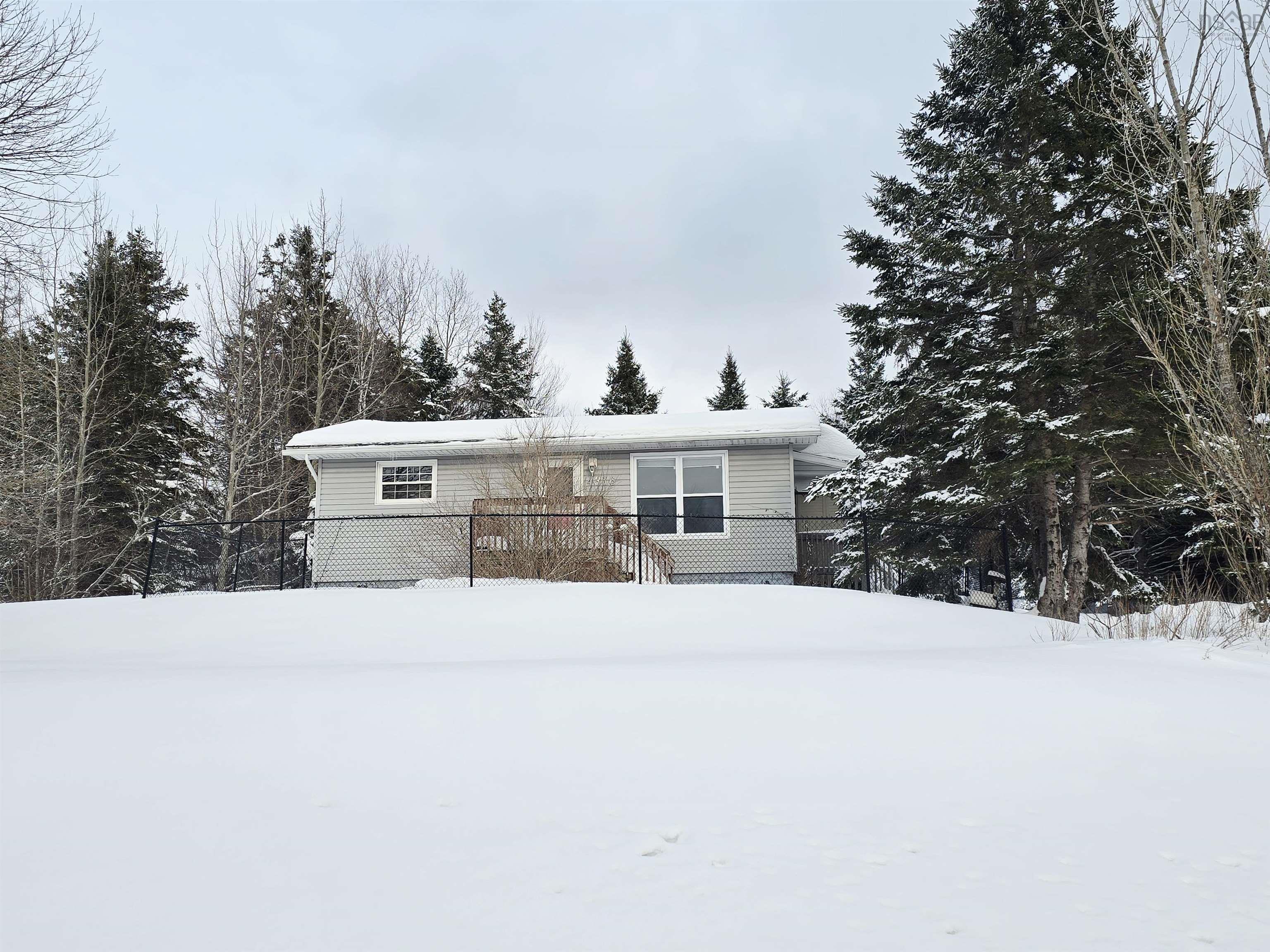 $215,000.00: 4316 East River East Side Road, Plymouth