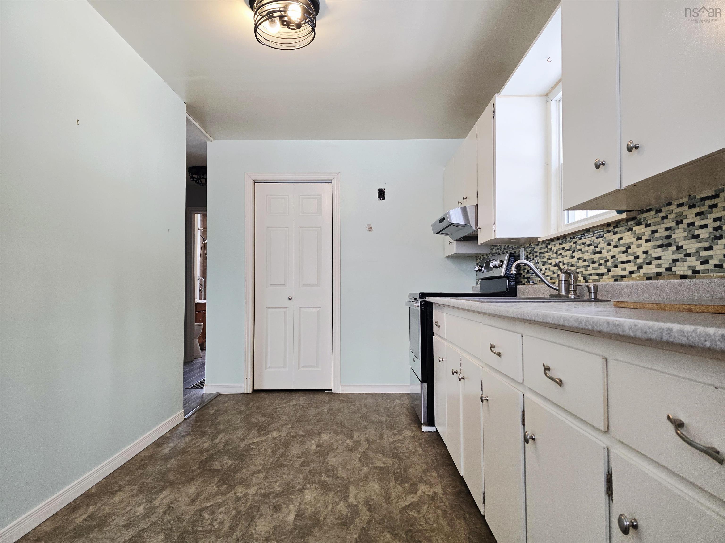 $215,000.00: 4316 East River East Side Road, Plymouth