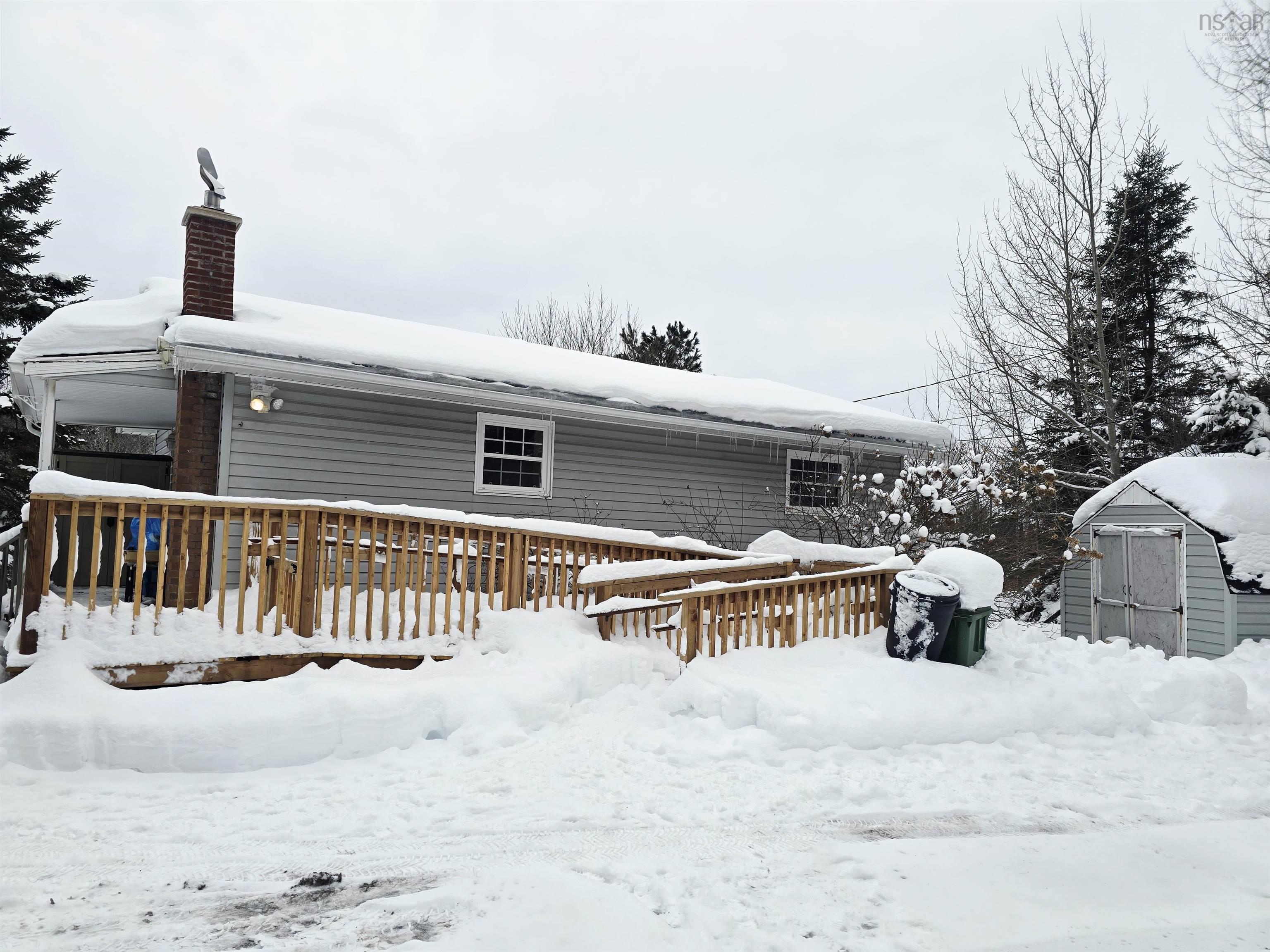 $215,000.00: 4316 East River East Side Road, Plymouth