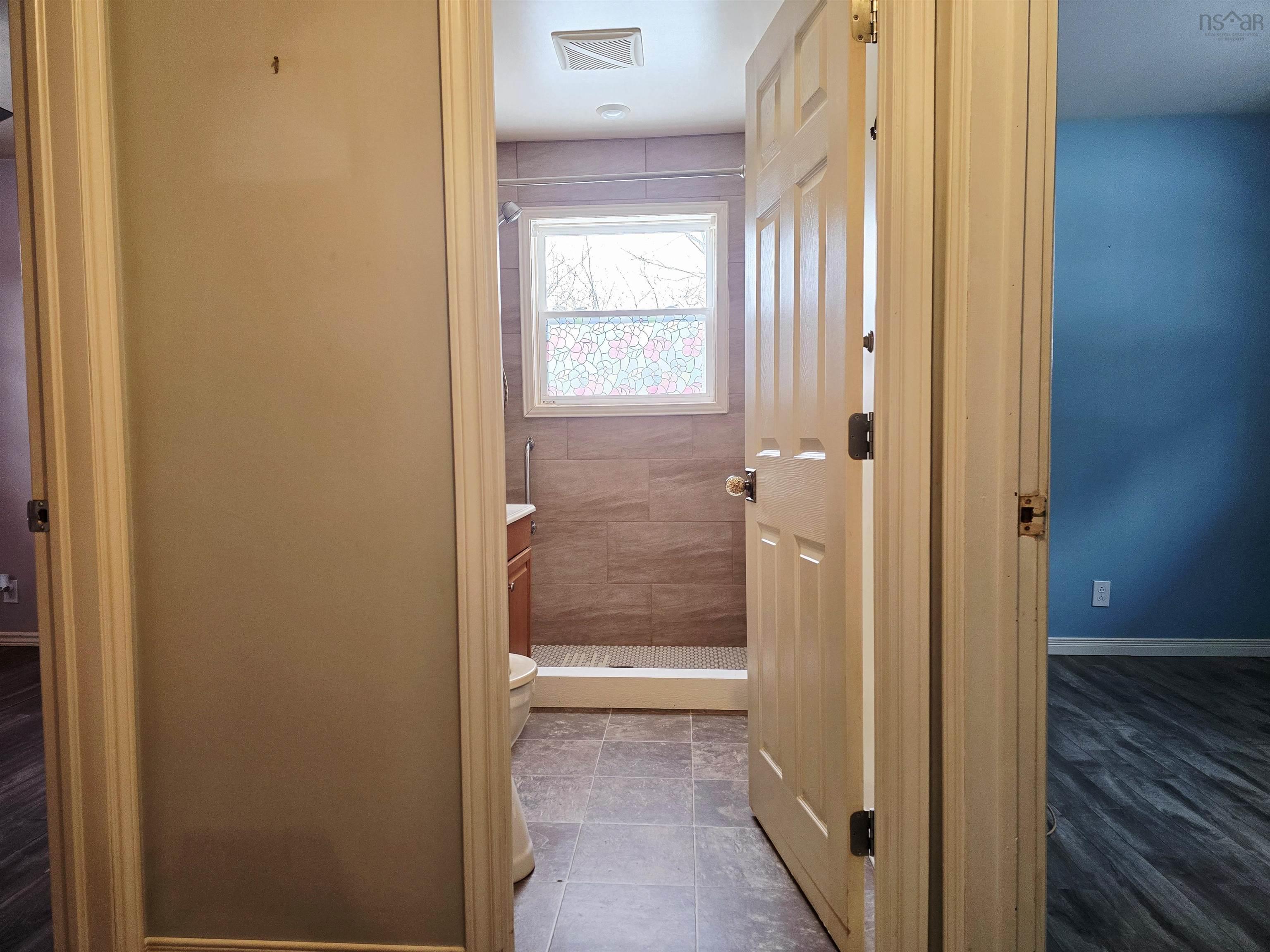 $215,000.00: 4316 East River East Side Road, Plymouth