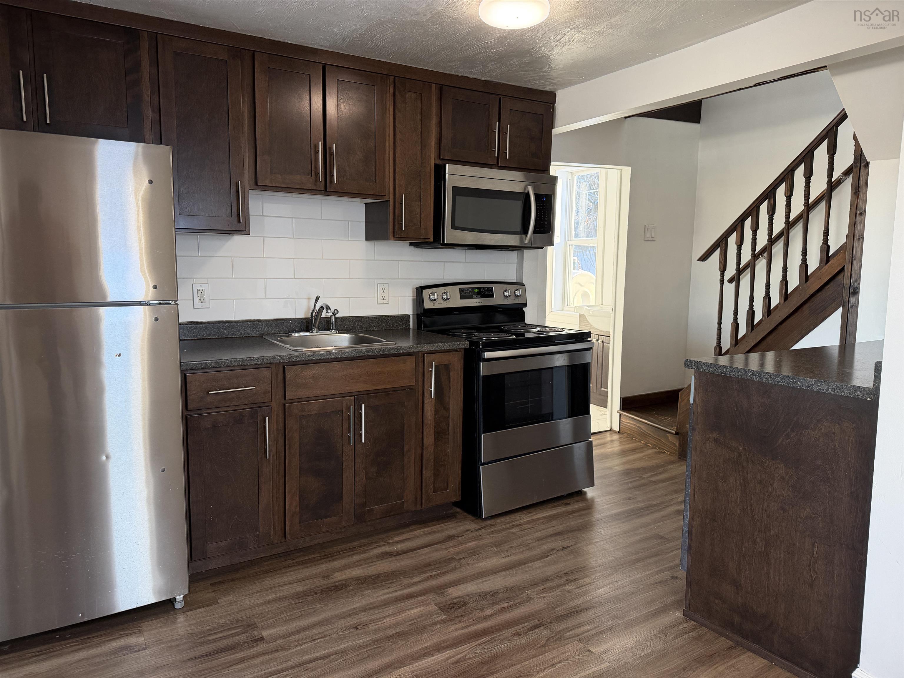 $154,900.00: 250 North Main Street, Trenton