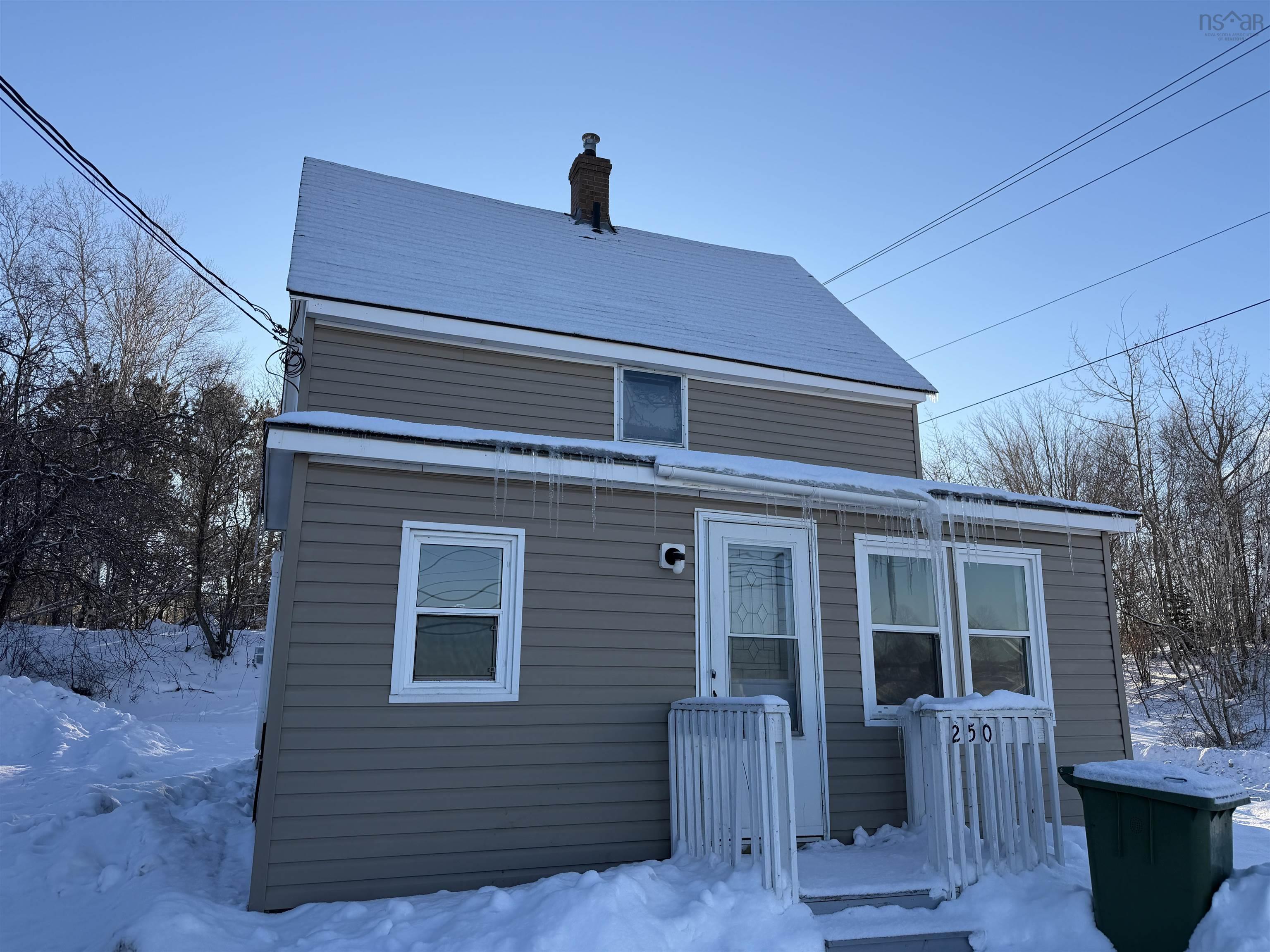 $154,900.00: 250 North Main Street, Trenton