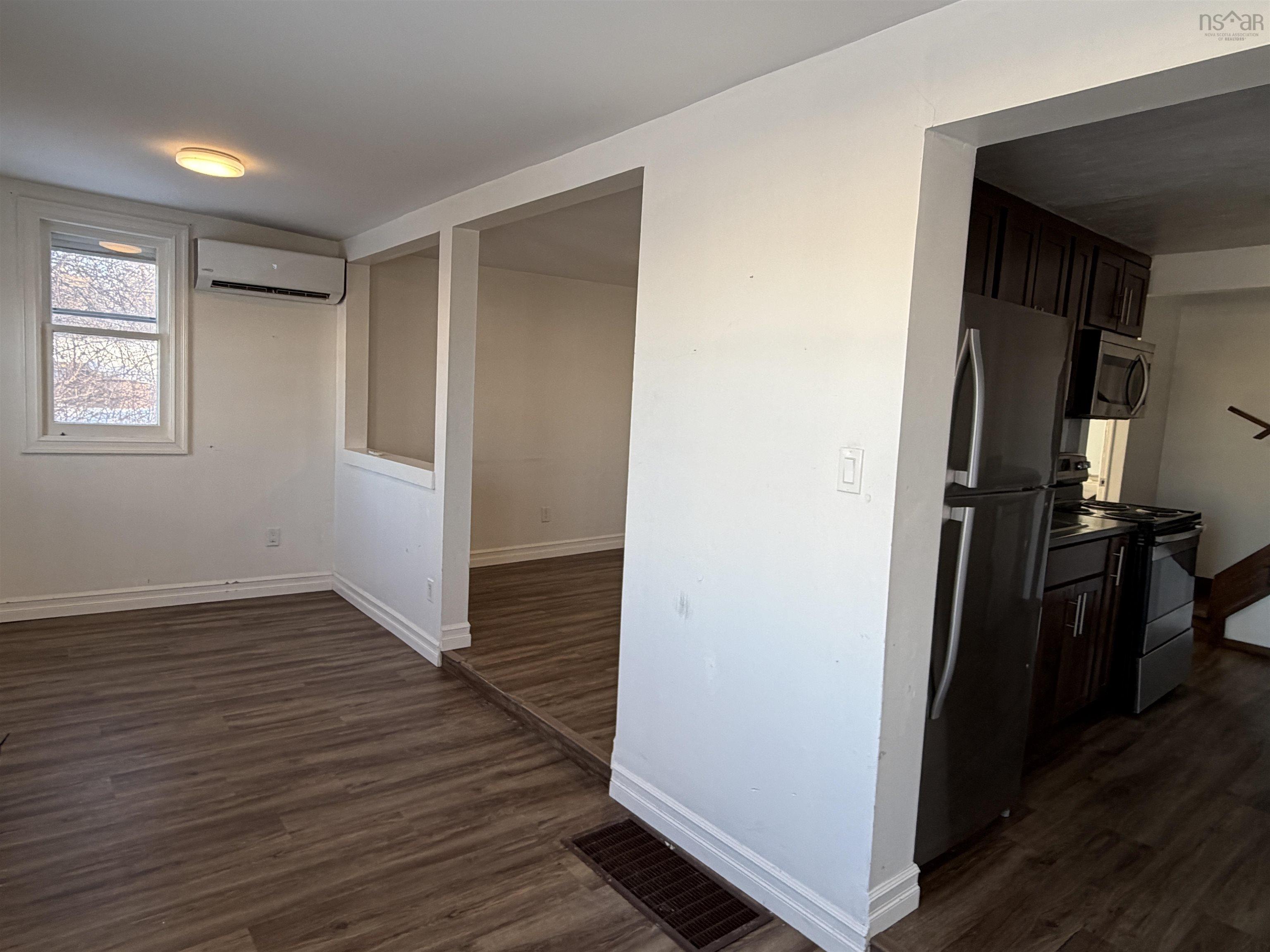 $154,900.00: 250 North Main Street, Trenton