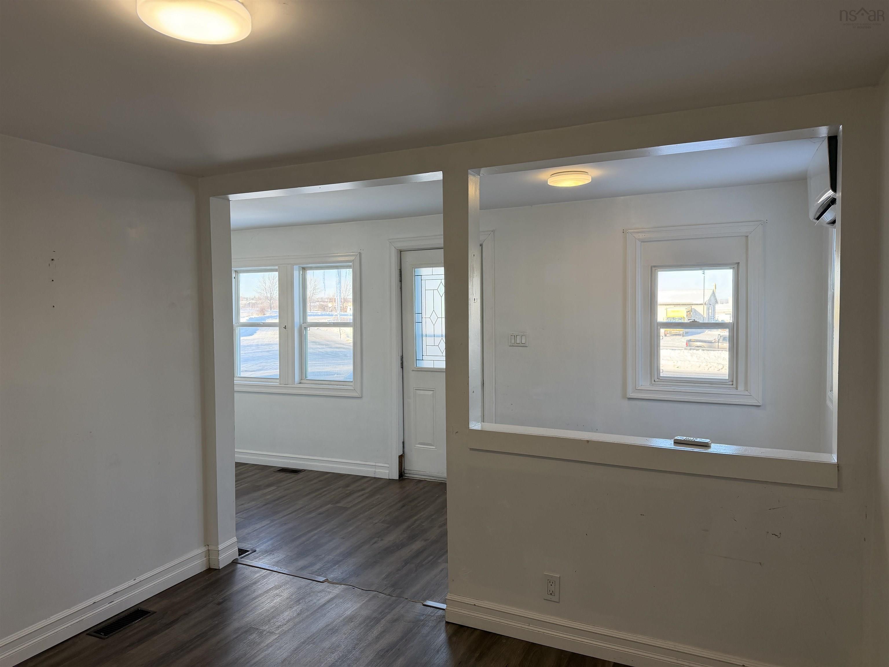 $154,900.00: 250 North Main Street, Trenton