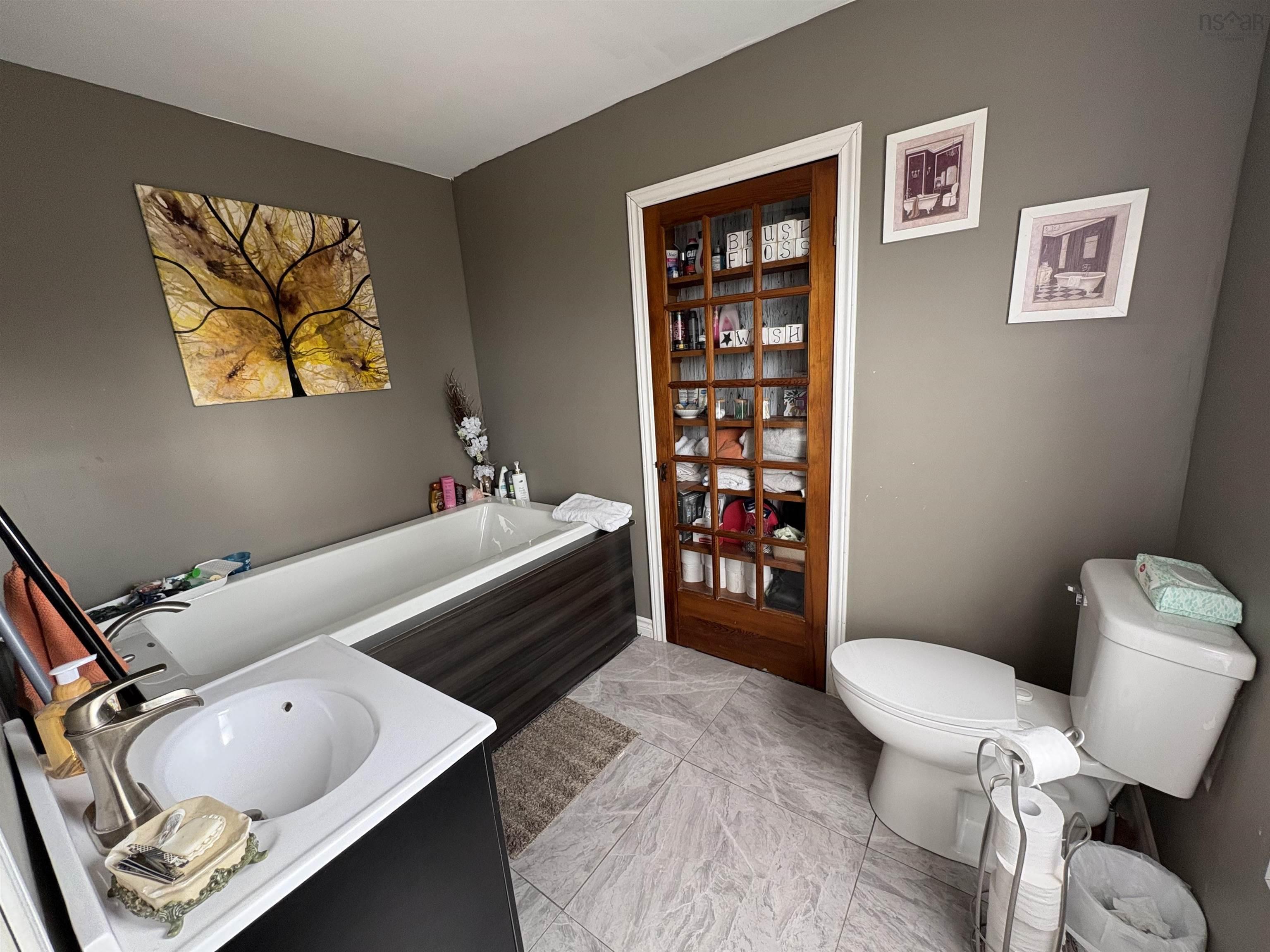 $269,000.00: 10250 Highway 4, Broadway