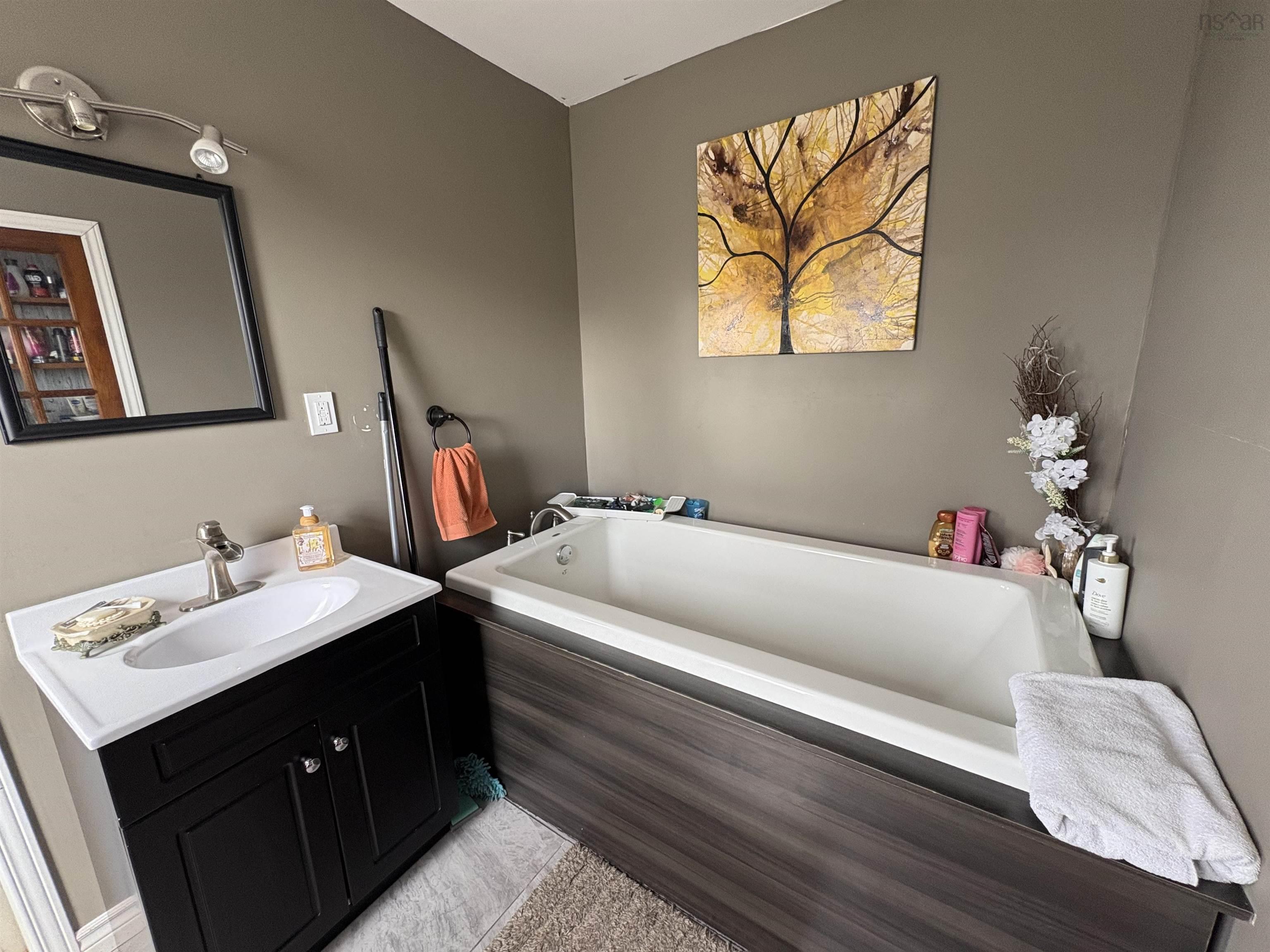 $269,000.00: 10250 Highway 4, Broadway