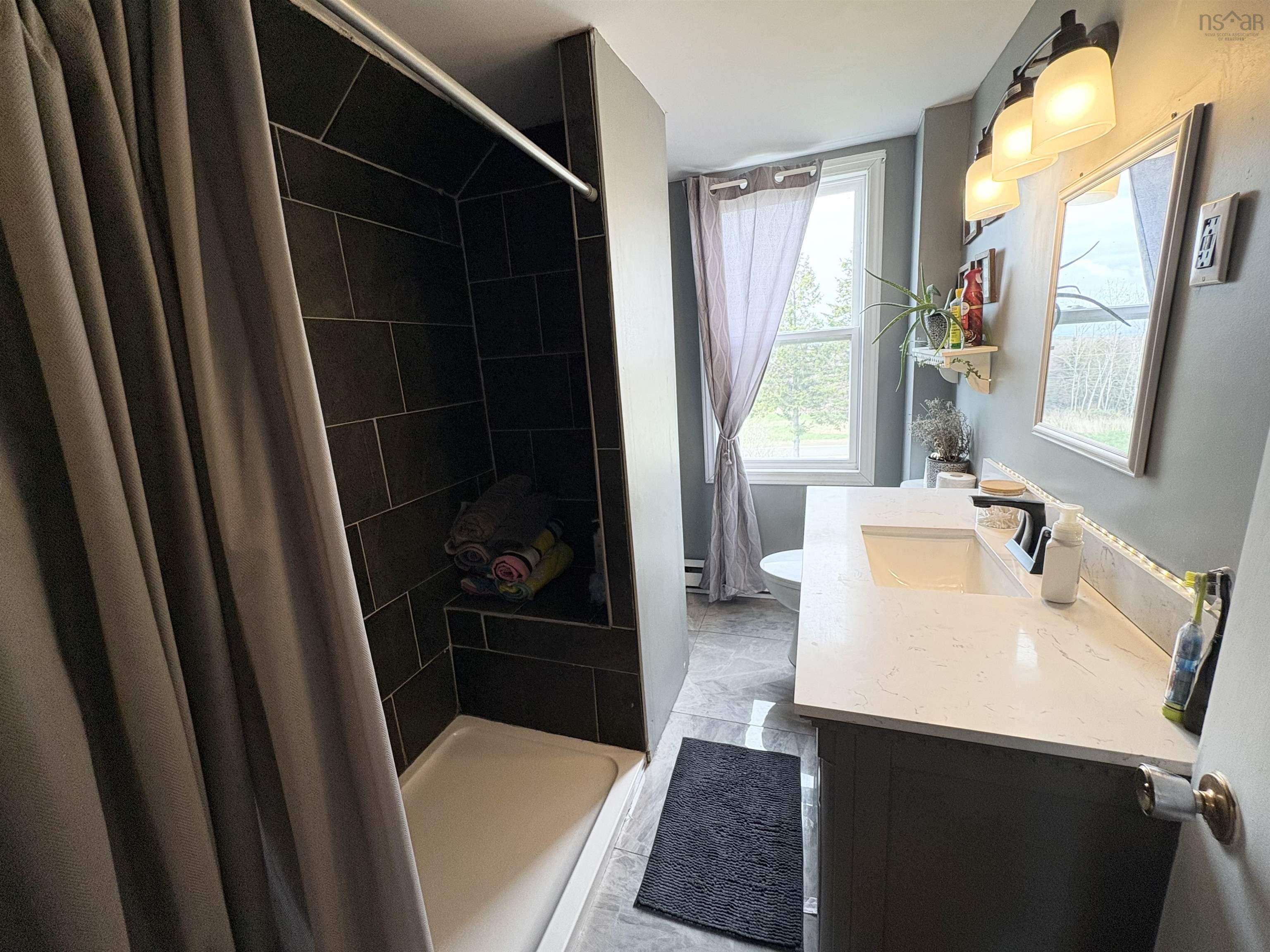 $269,000.00: 10250 Highway 4, Broadway