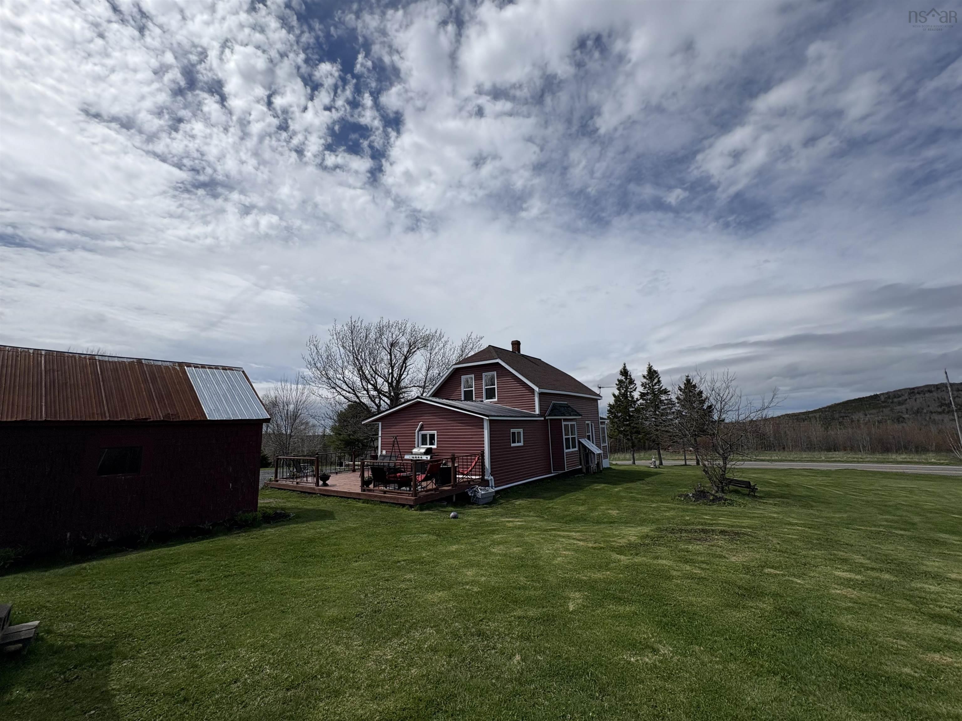 $269,000.00: 10250 Highway 4, Broadway