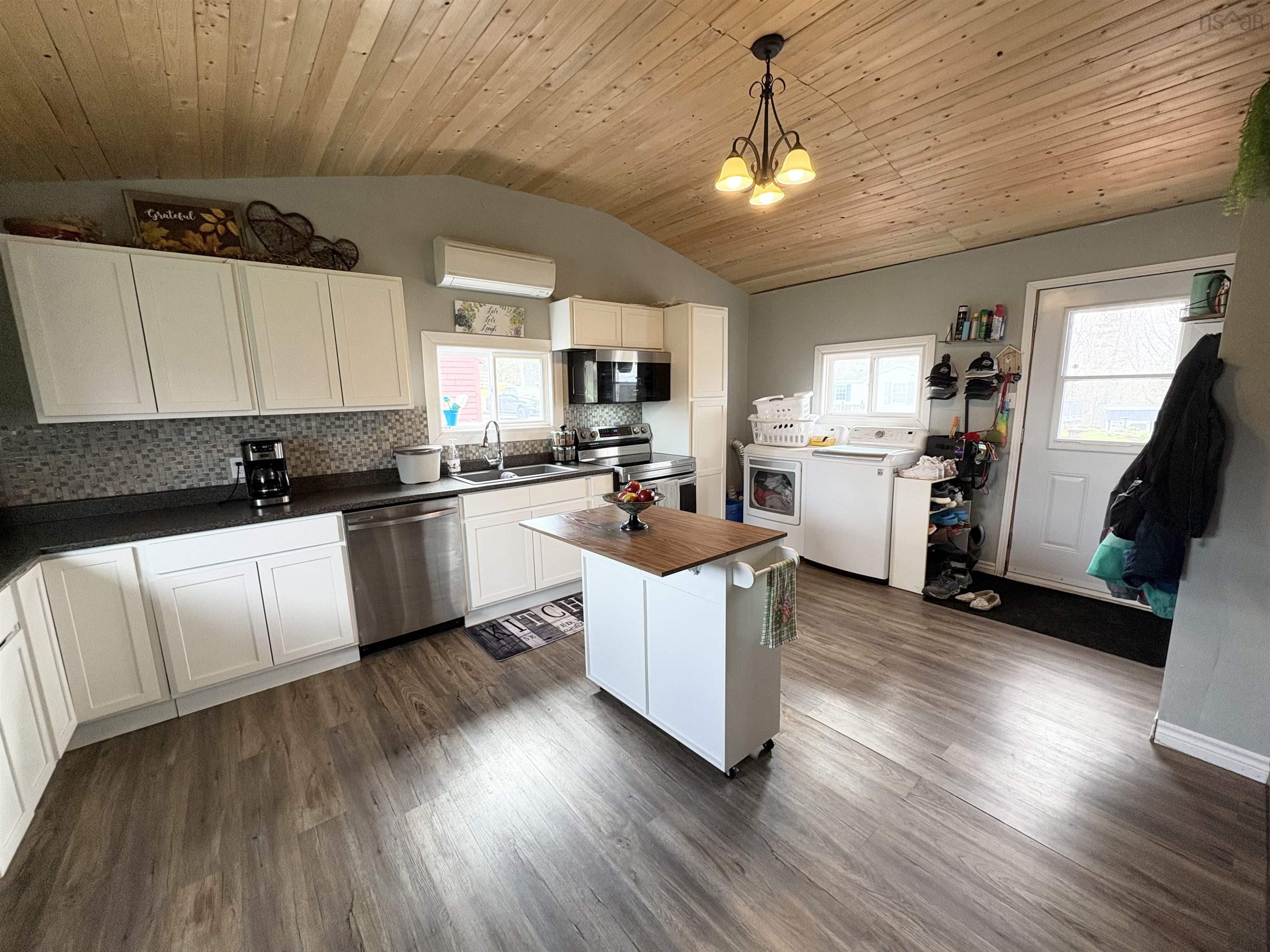 $269,000.00: 10250 Highway 4, Broadway