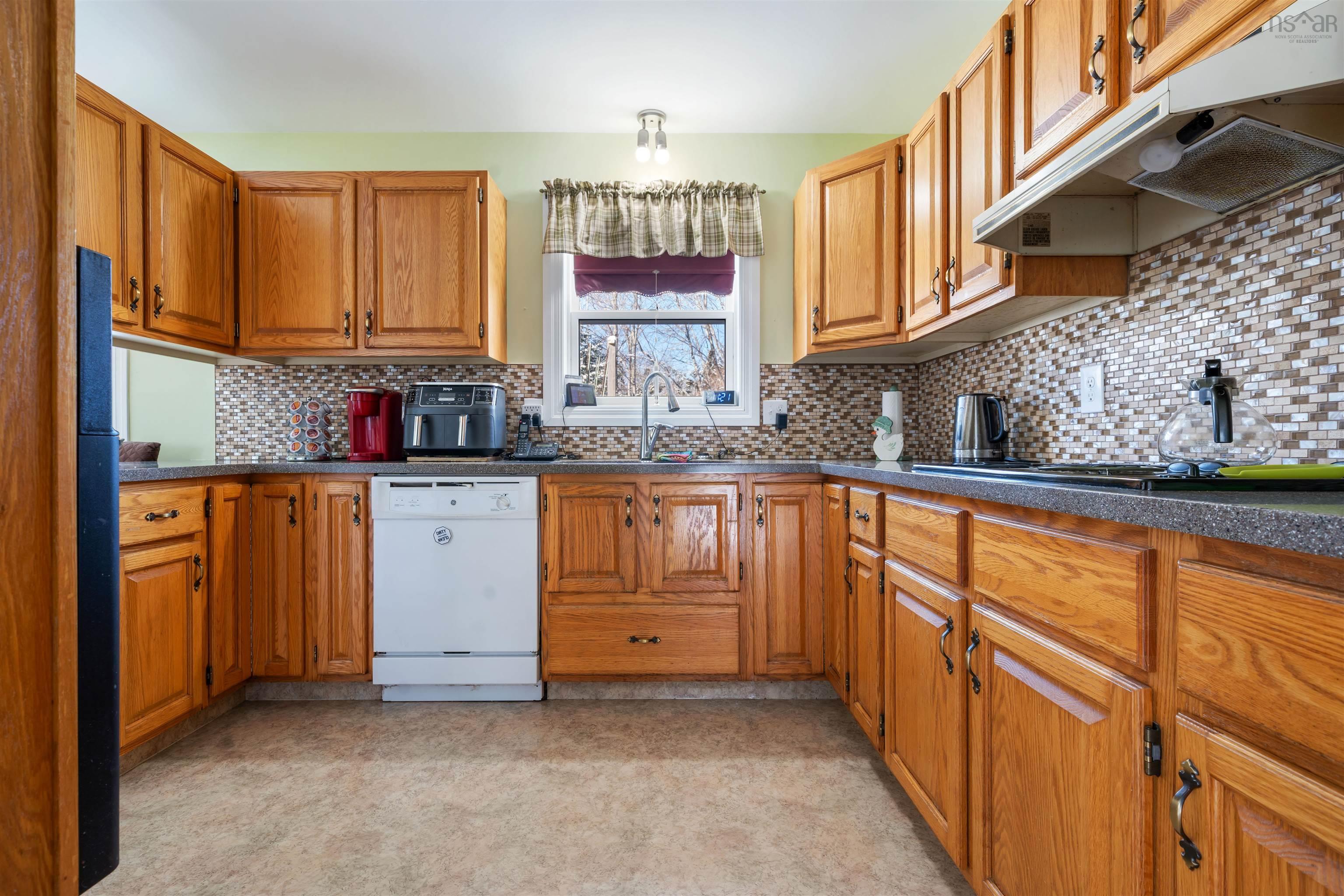 $370,000.00: 19 Powell Road, Little Harbour