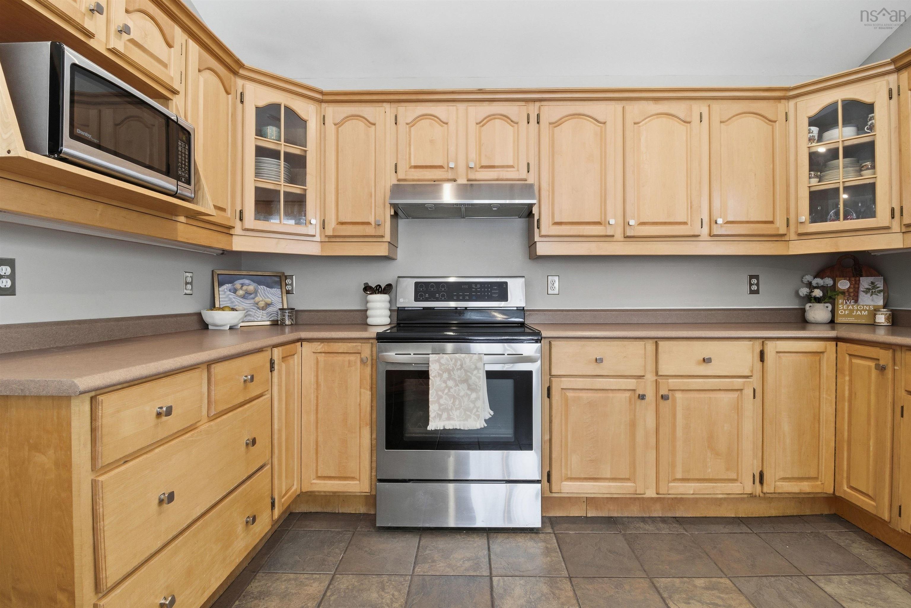 71 Longard Drive, Timberlea, NS (MLS 202602385)