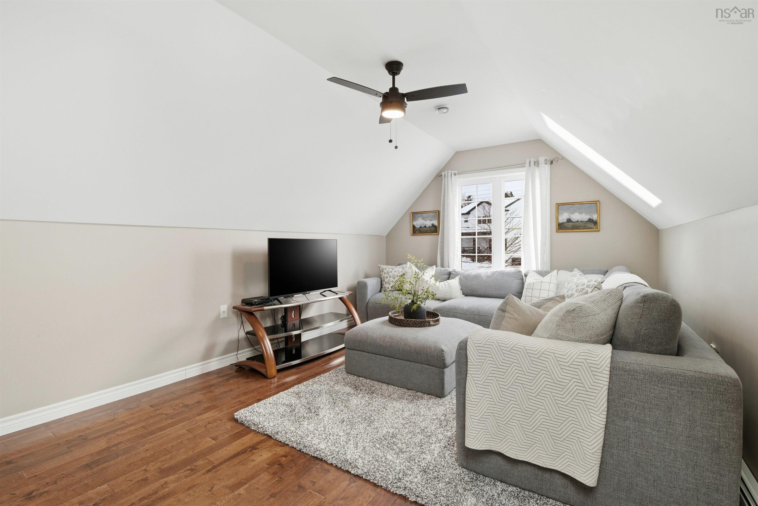 71 Longard Drive, Timberlea, NS (MLS 202602385)