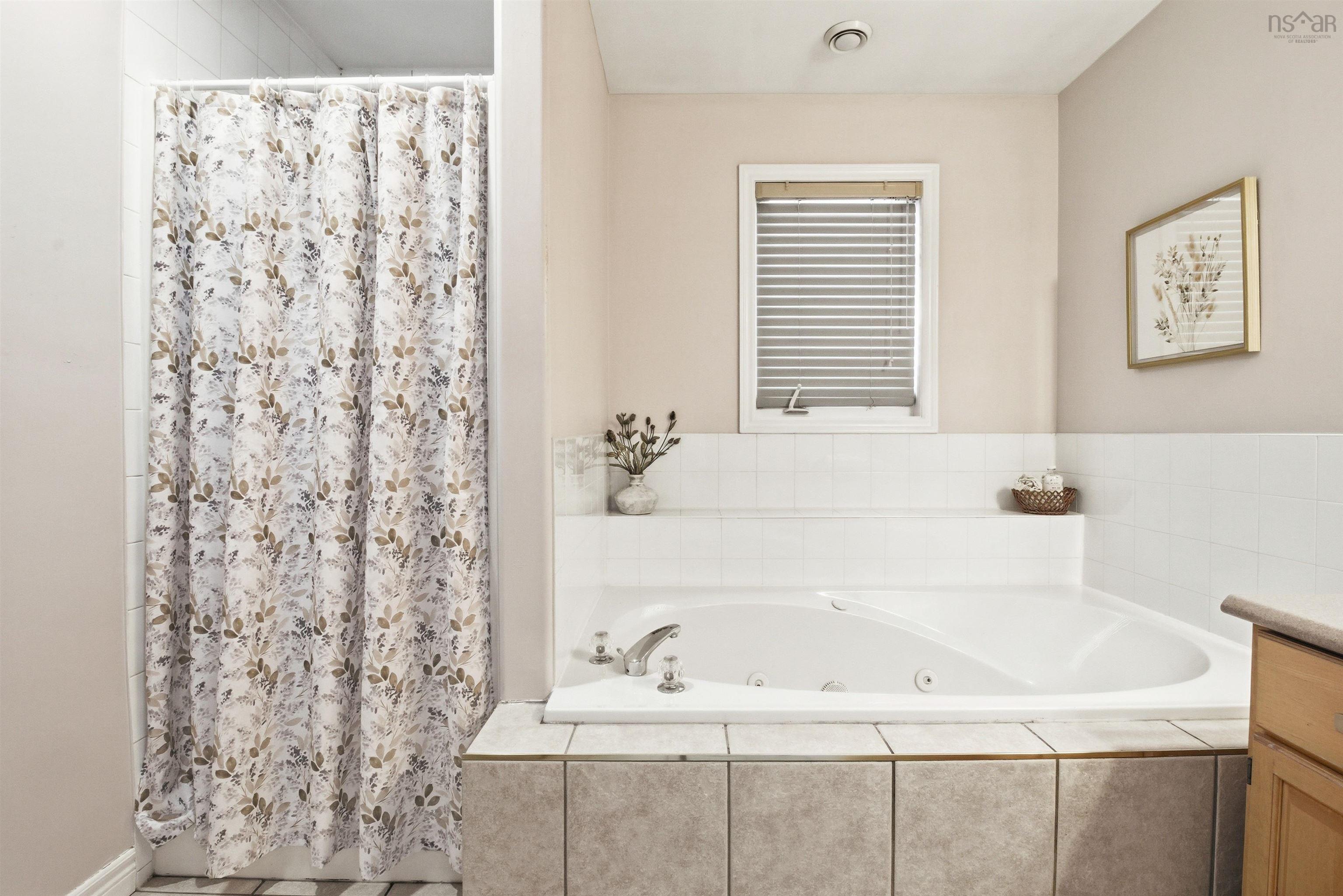 71 Longard Drive, Timberlea, NS (MLS 202602385)