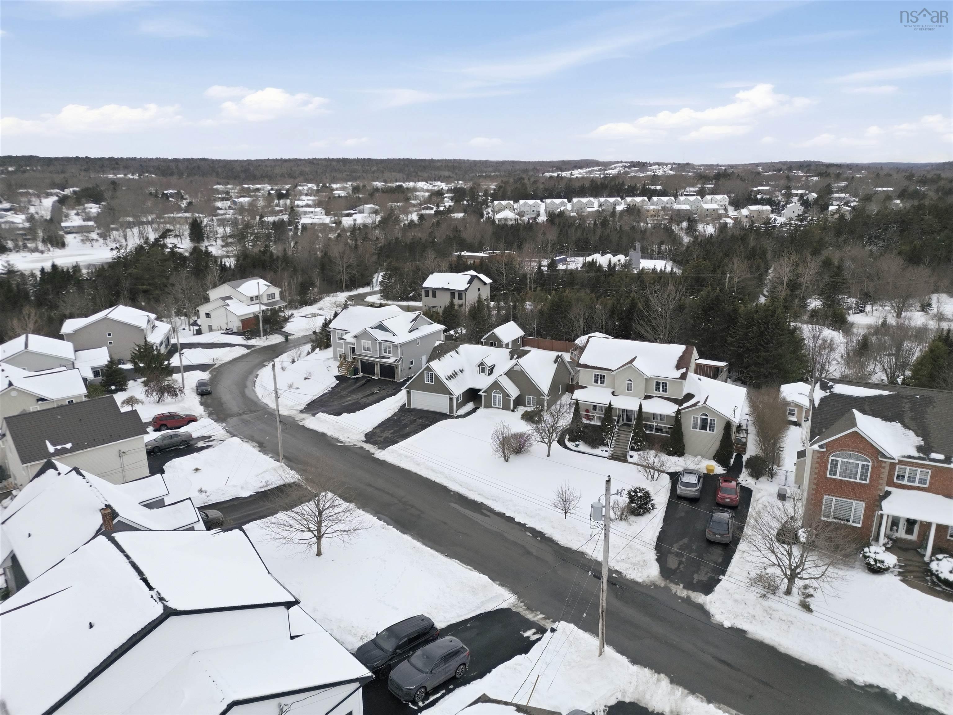 71 Longard Drive, Timberlea, NS (MLS 202602385)