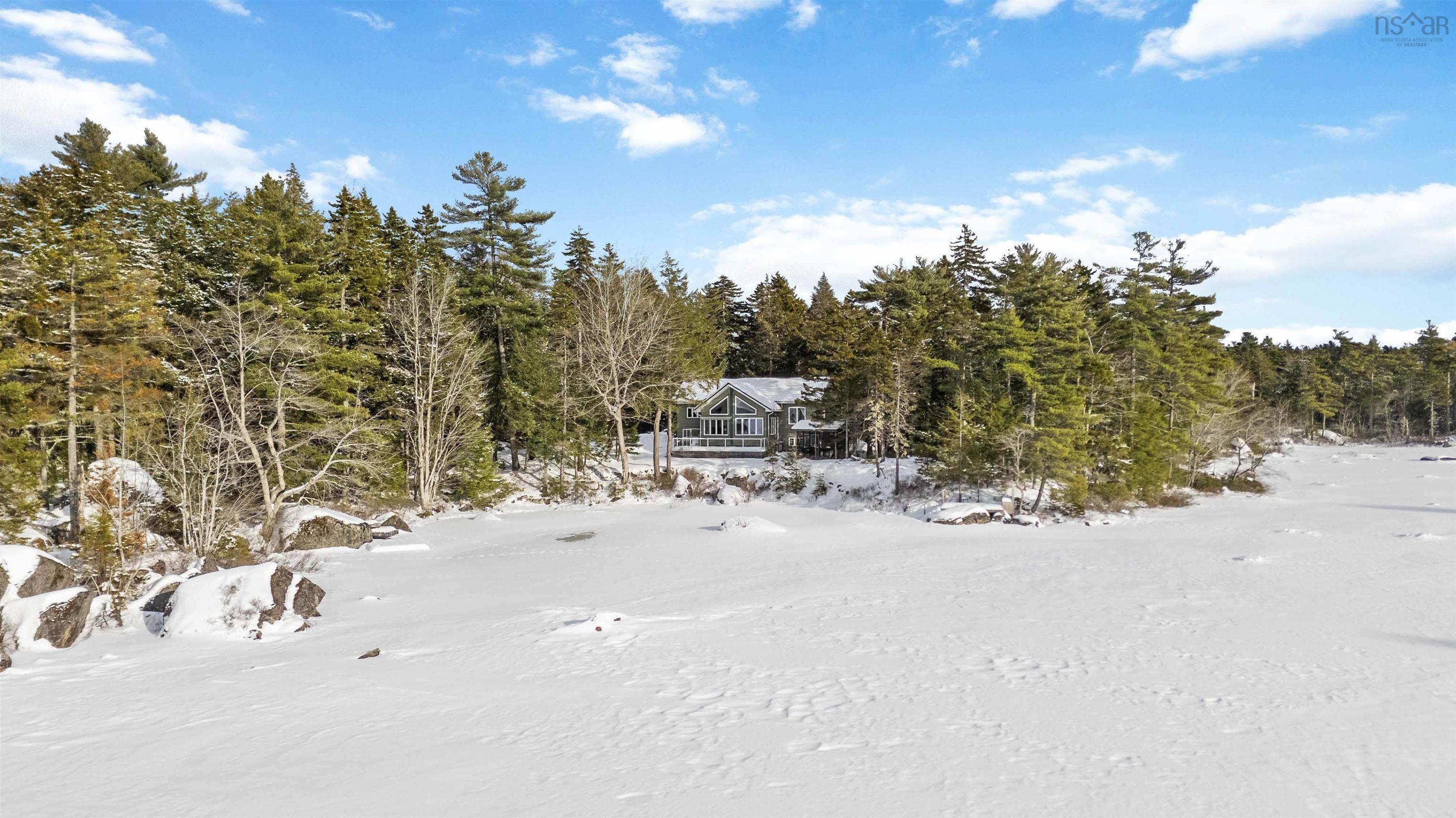 $625,000.00: 123 Deer Point Road, Labelle