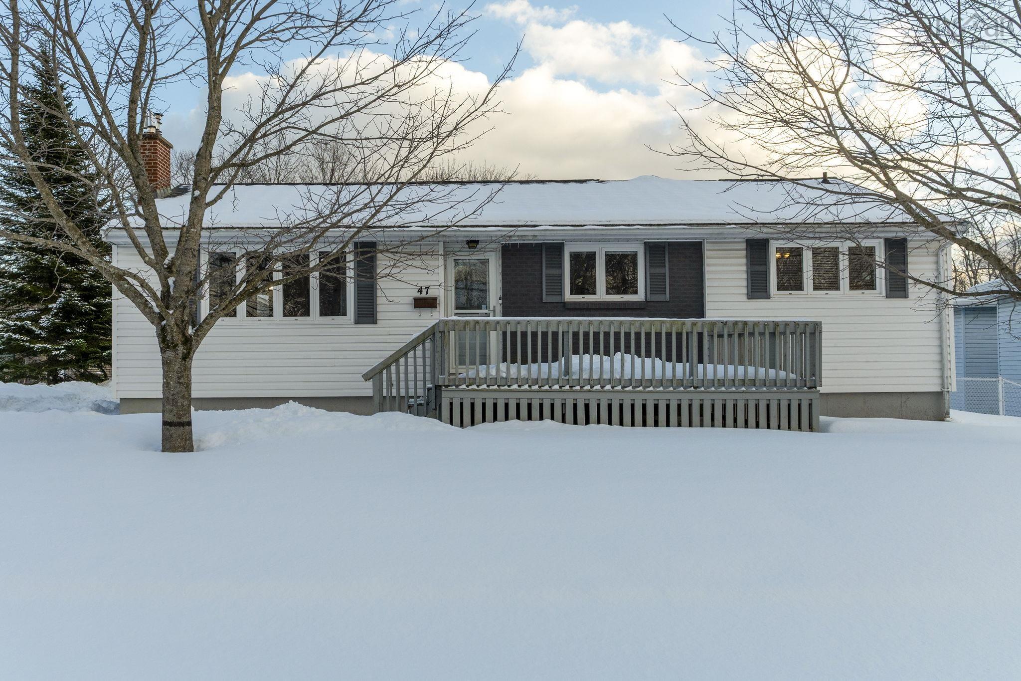47 Ellenvale Avenue, Dartmouth, NS (MLS® 202602401)