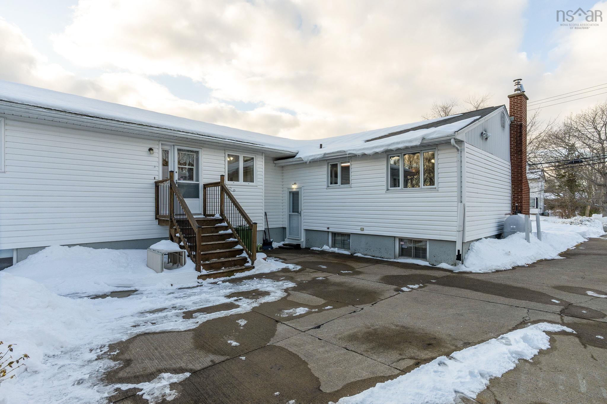 47 Ellenvale Avenue, Dartmouth, NS (MLS 202602402)