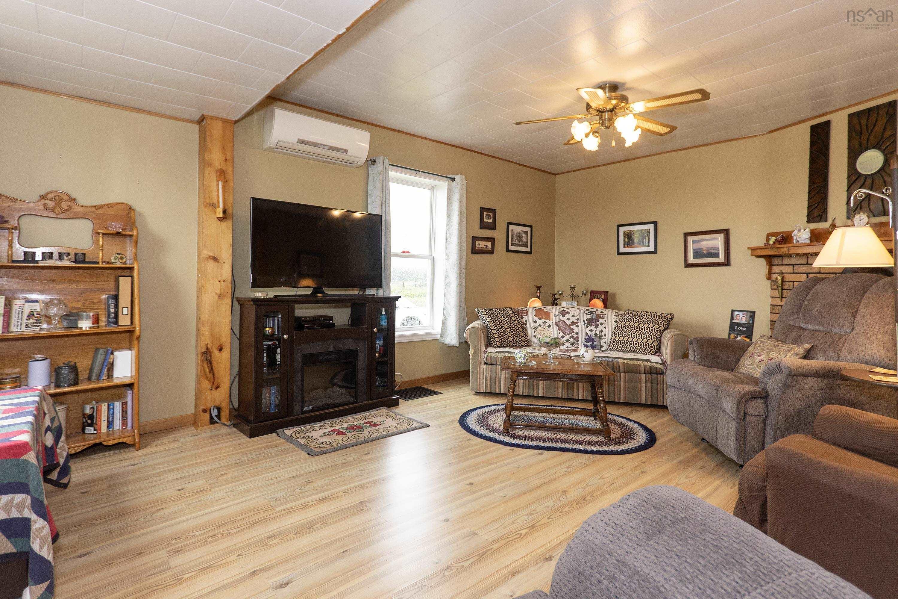 $239,900.00: 516 Lower Cove Road, Lower Cove