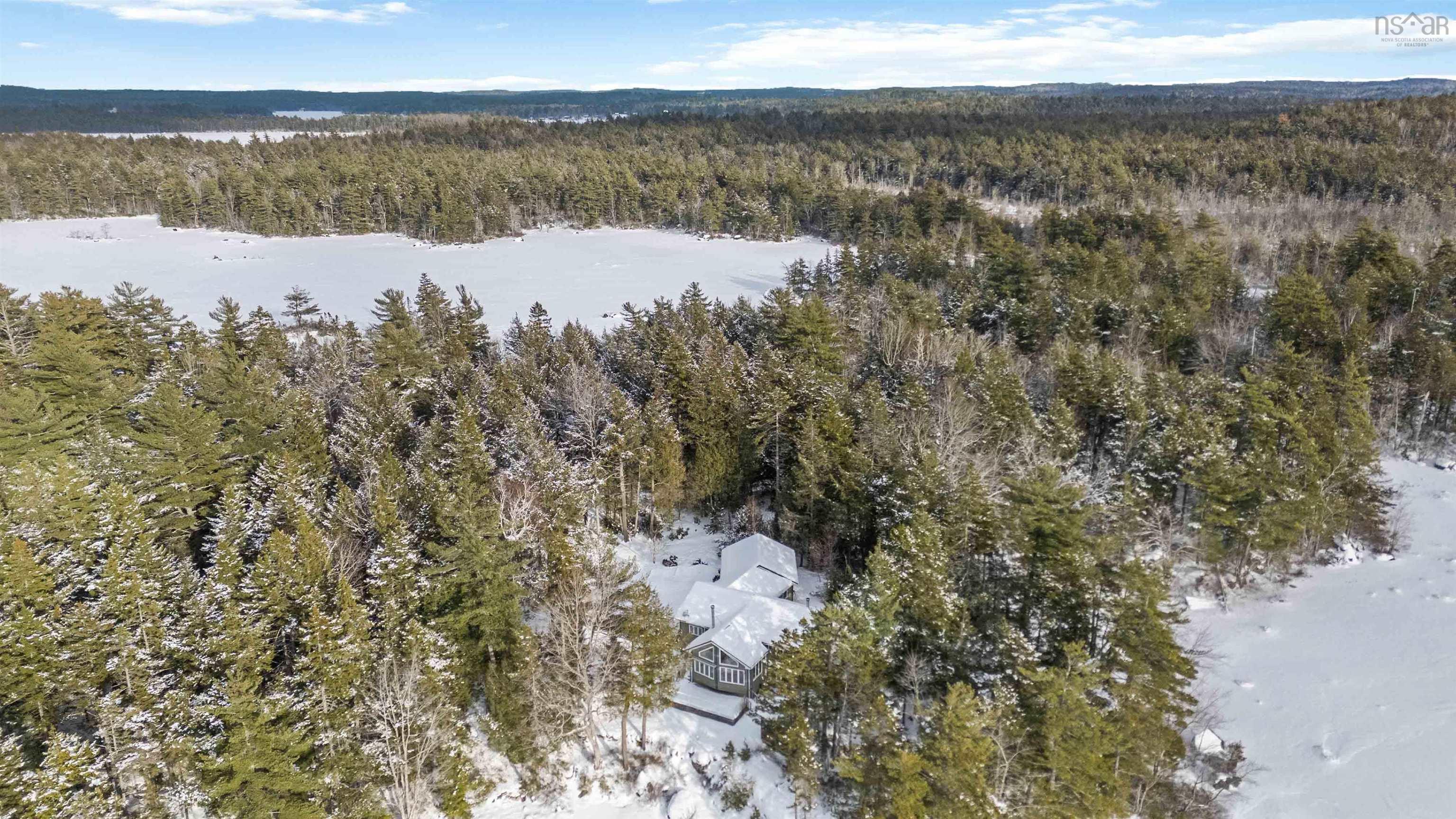 $625,000.00: 123 Deer Point Road, Labelle