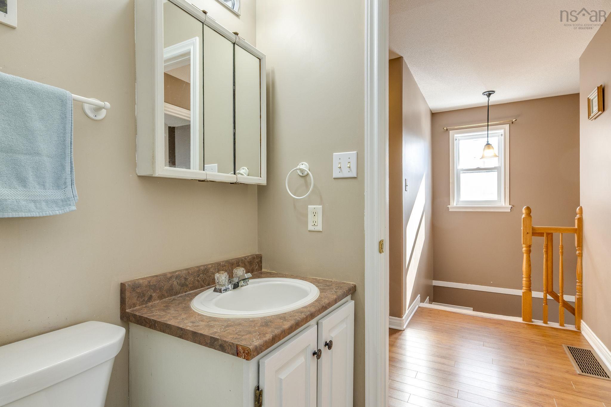 10 Kaytyon Court, Bedford, NS (MLS 202602408)