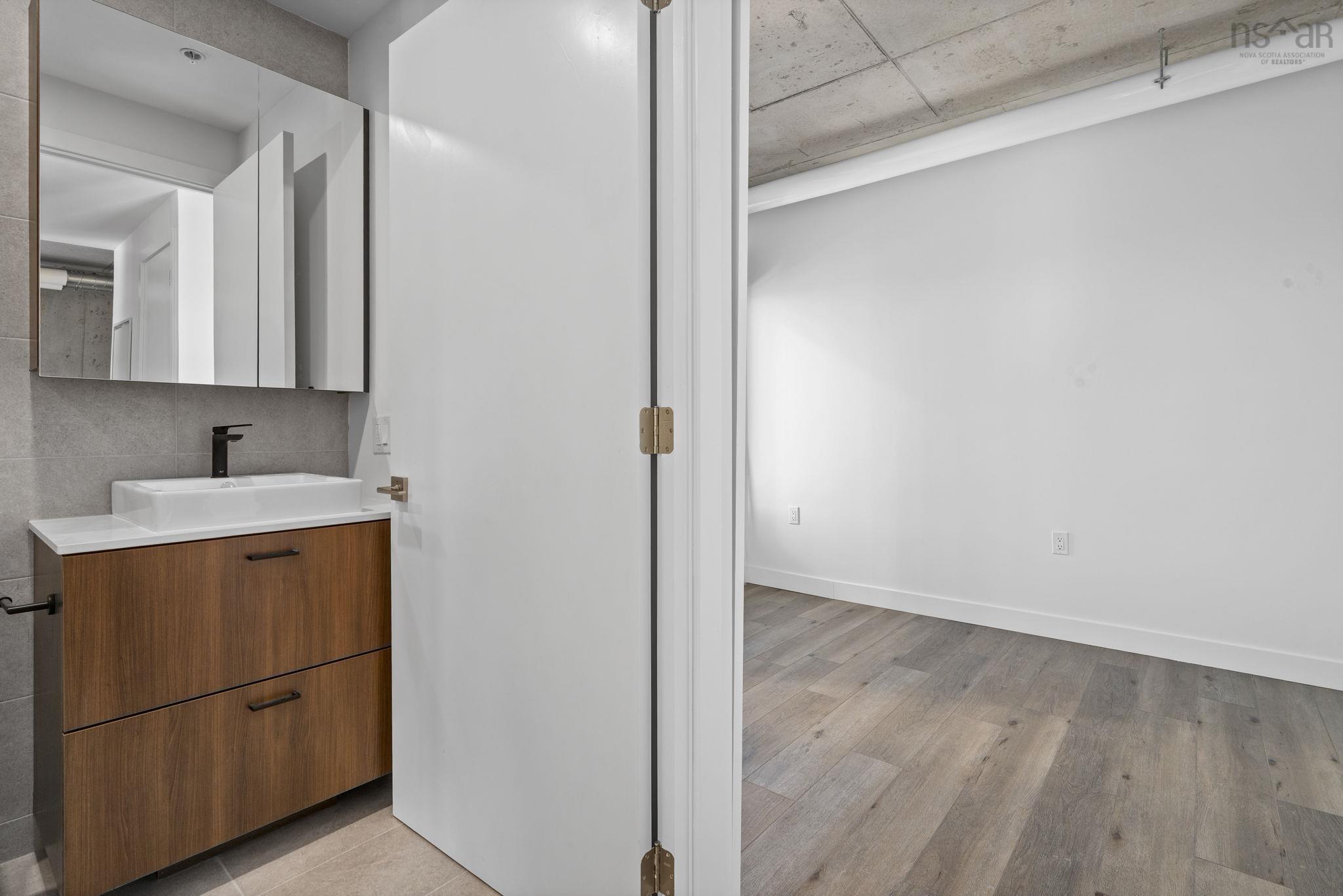 606 5511 Bilby Street, Halifax, NS (MLS 202602410)