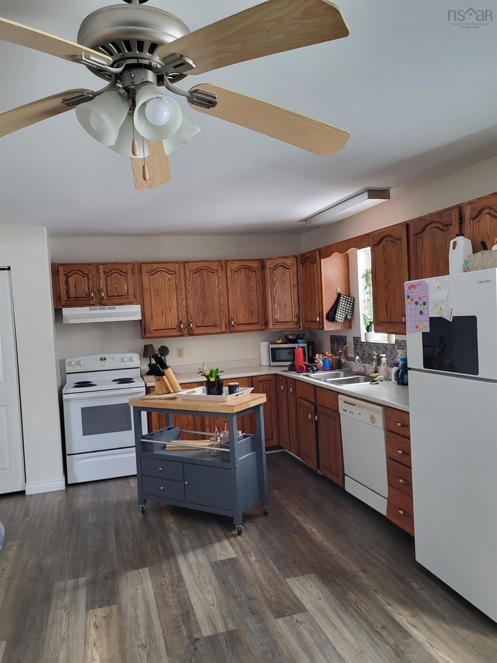 $390,000.00: 11 Keywest Court, Truro Heights