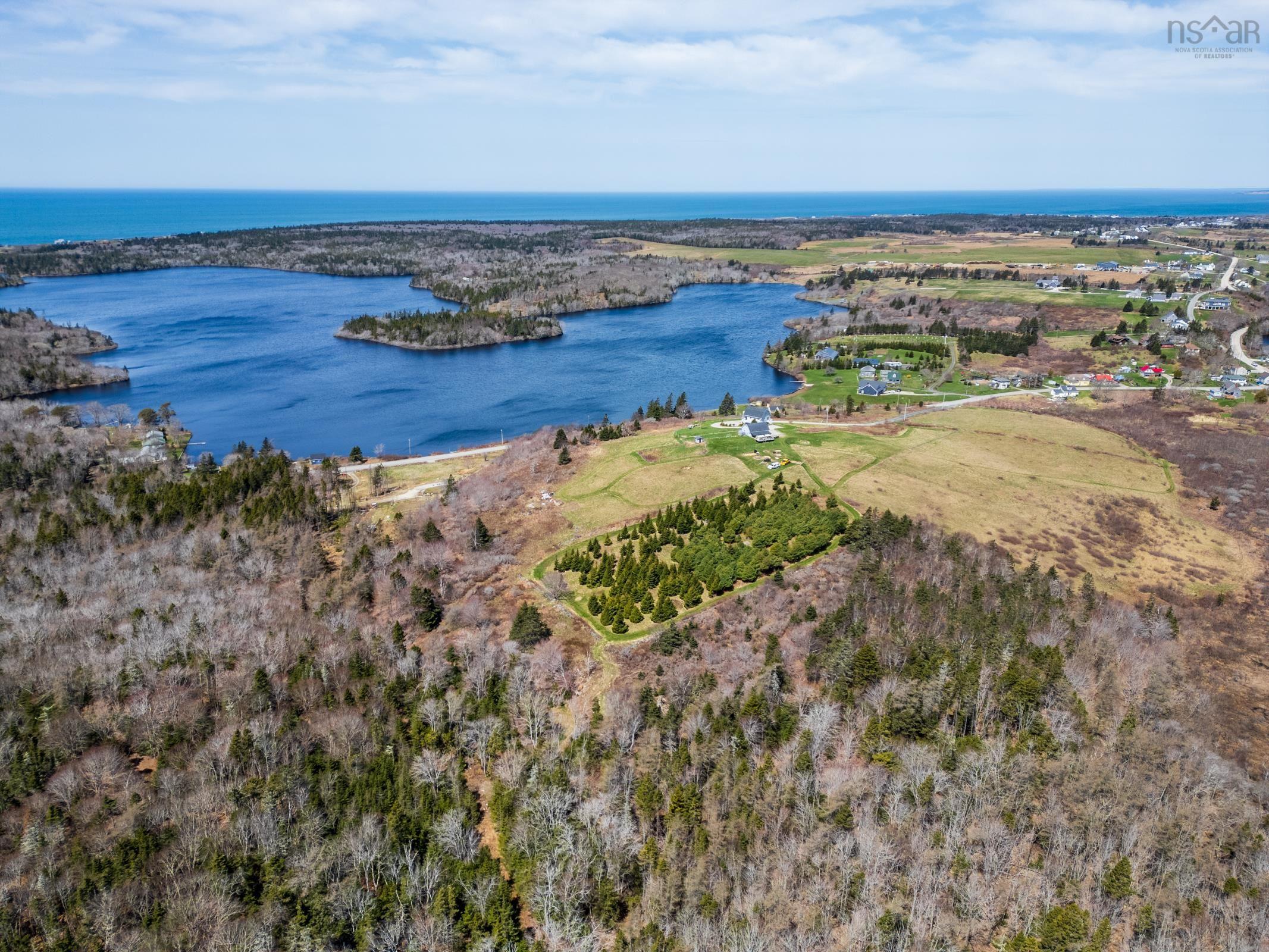 $575,000.00: 59 Lake Darling Road, Darlings Lake