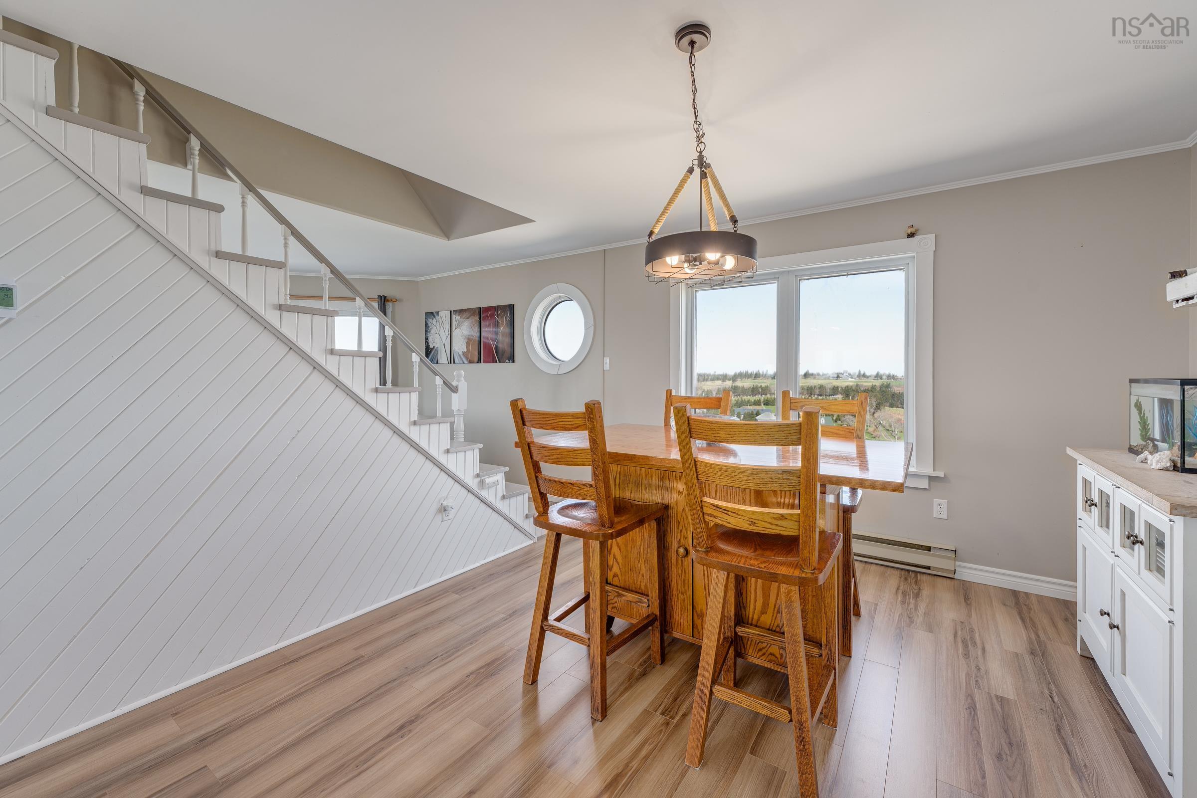 $575,000.00: 59 Lake Darling Road, Darlings Lake