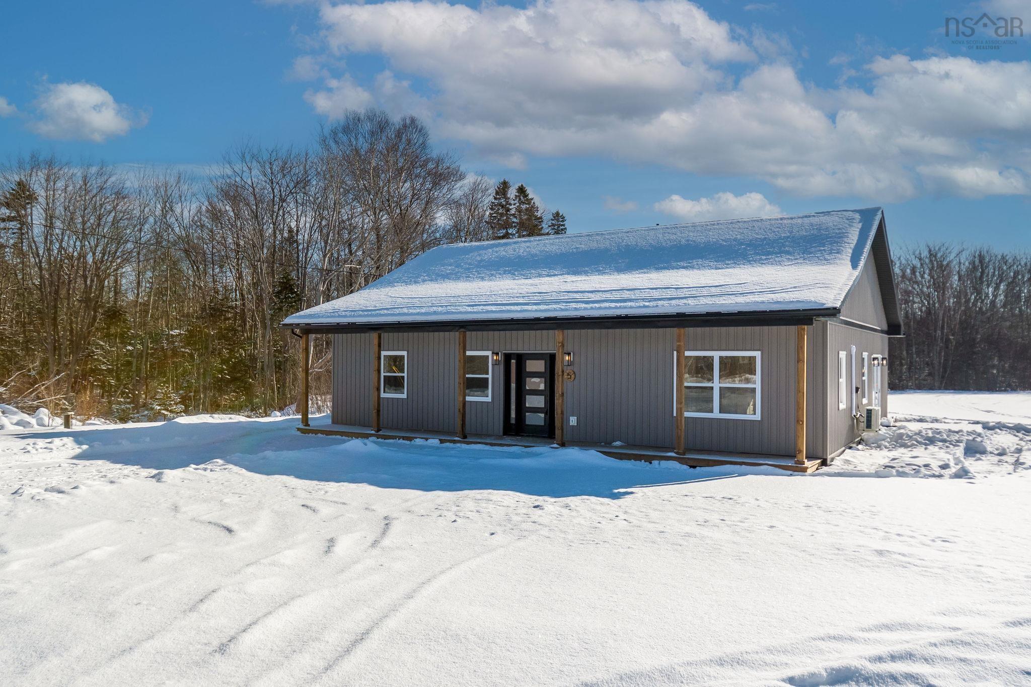 $485,000.00: 5 Charles Veinotte Road, Beech Hill