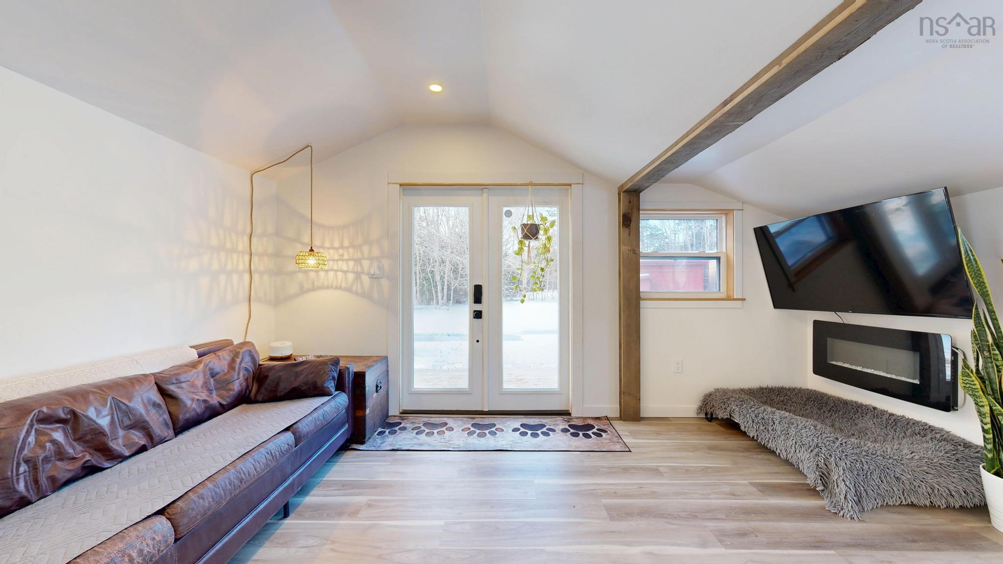 $539,000.00: 104 mount pleasant Road, Brooklyn