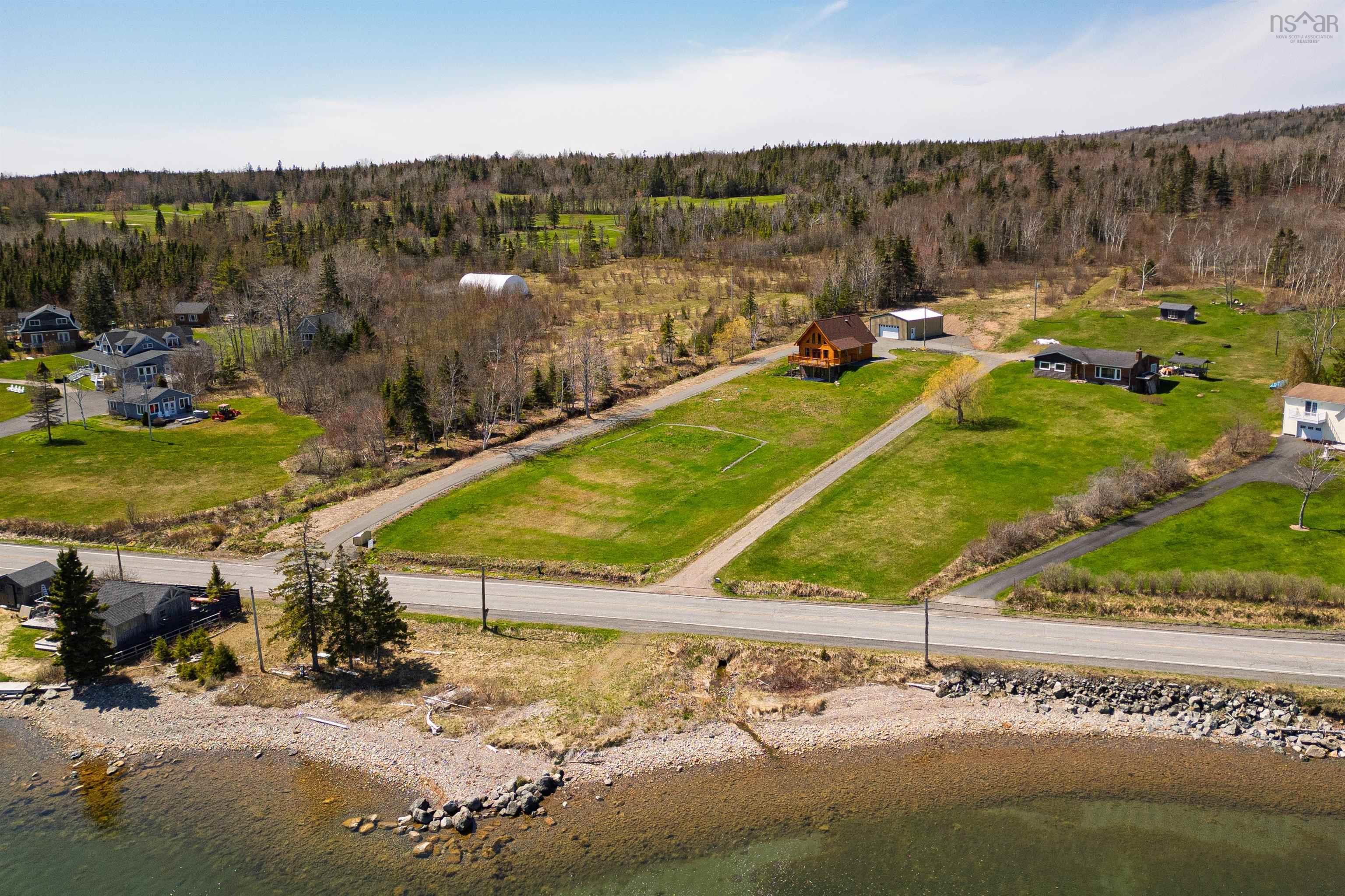 $825,000.00: 1005 205 Highway, Baddeck