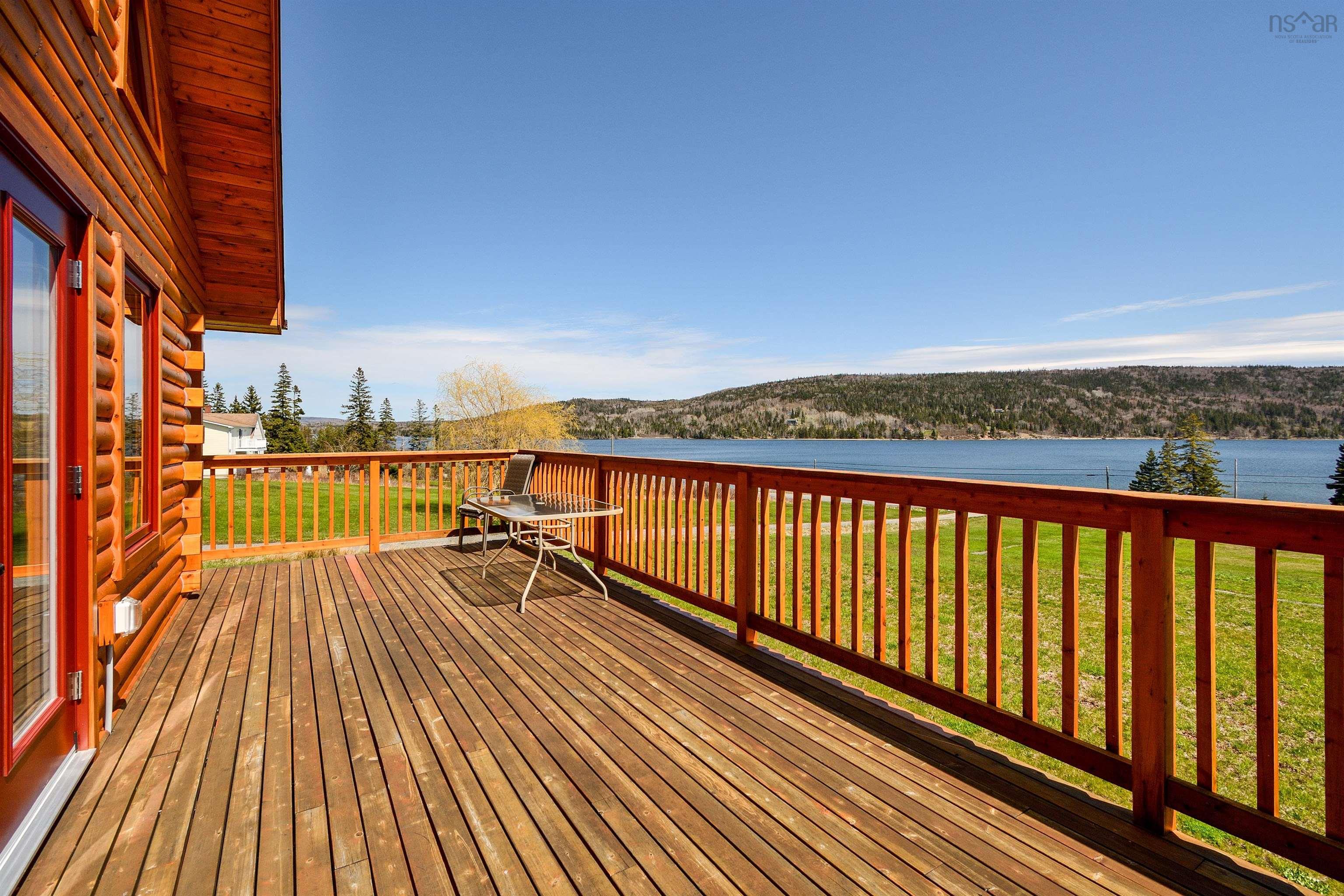 $825,000.00: 1005 205 Highway, Baddeck