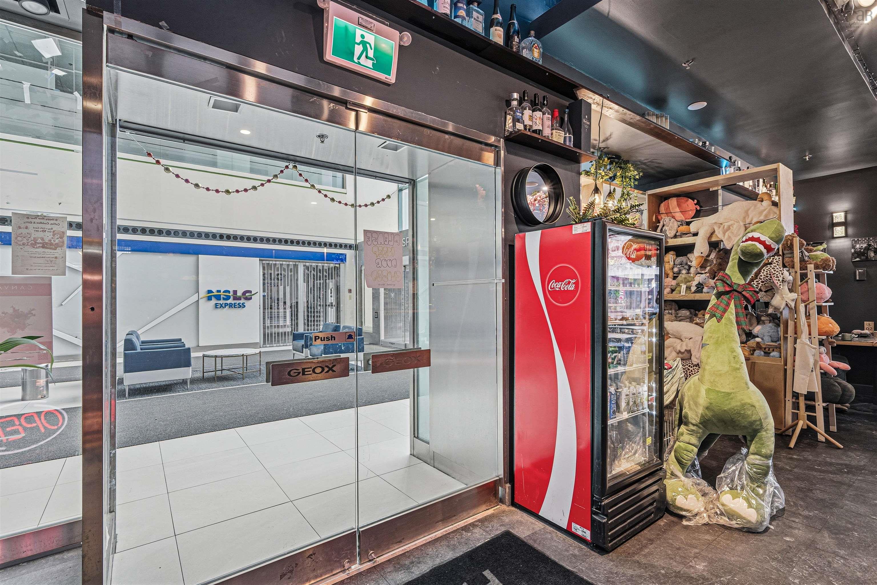 $170,000.00: 200 5657 SPRING GARDEN Road, Halifax Peninsula