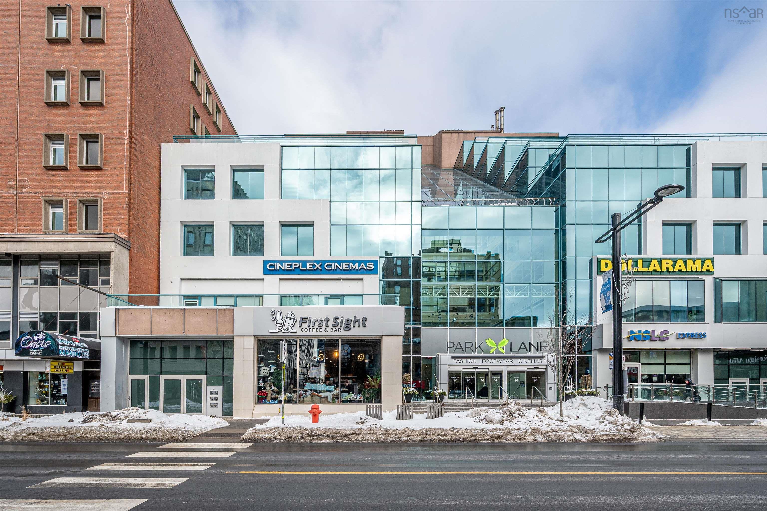 $170,000.00: 200 5657 SPRING GARDEN Road, Halifax Peninsula