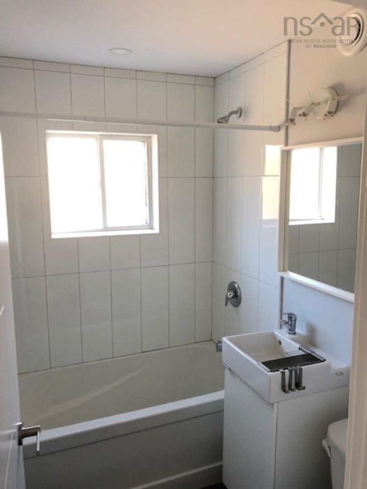 $1,645,000.00: 23 Best Street, Dartmouth