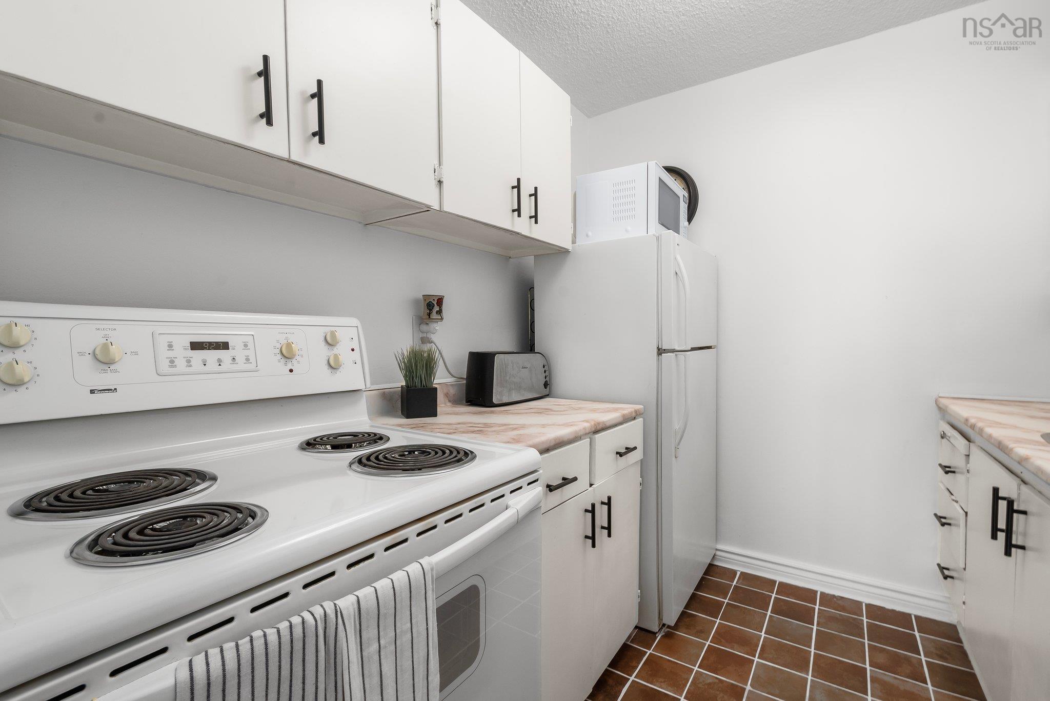1002 5572 North Ridge Road, Halifax, NS (MLS 202602445)