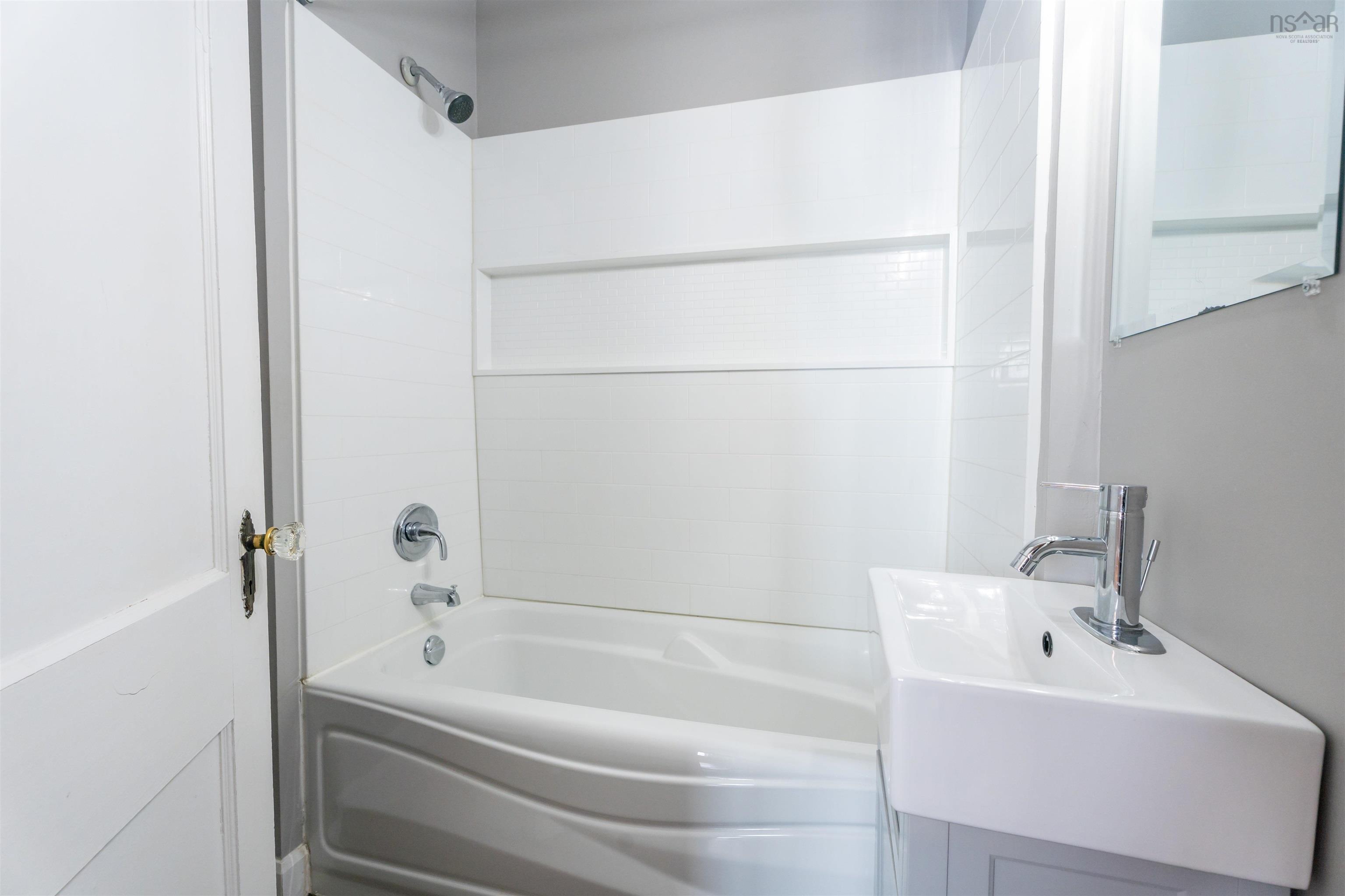 1086 Bedford Highway, Bedford, NS (MLS 202602451)