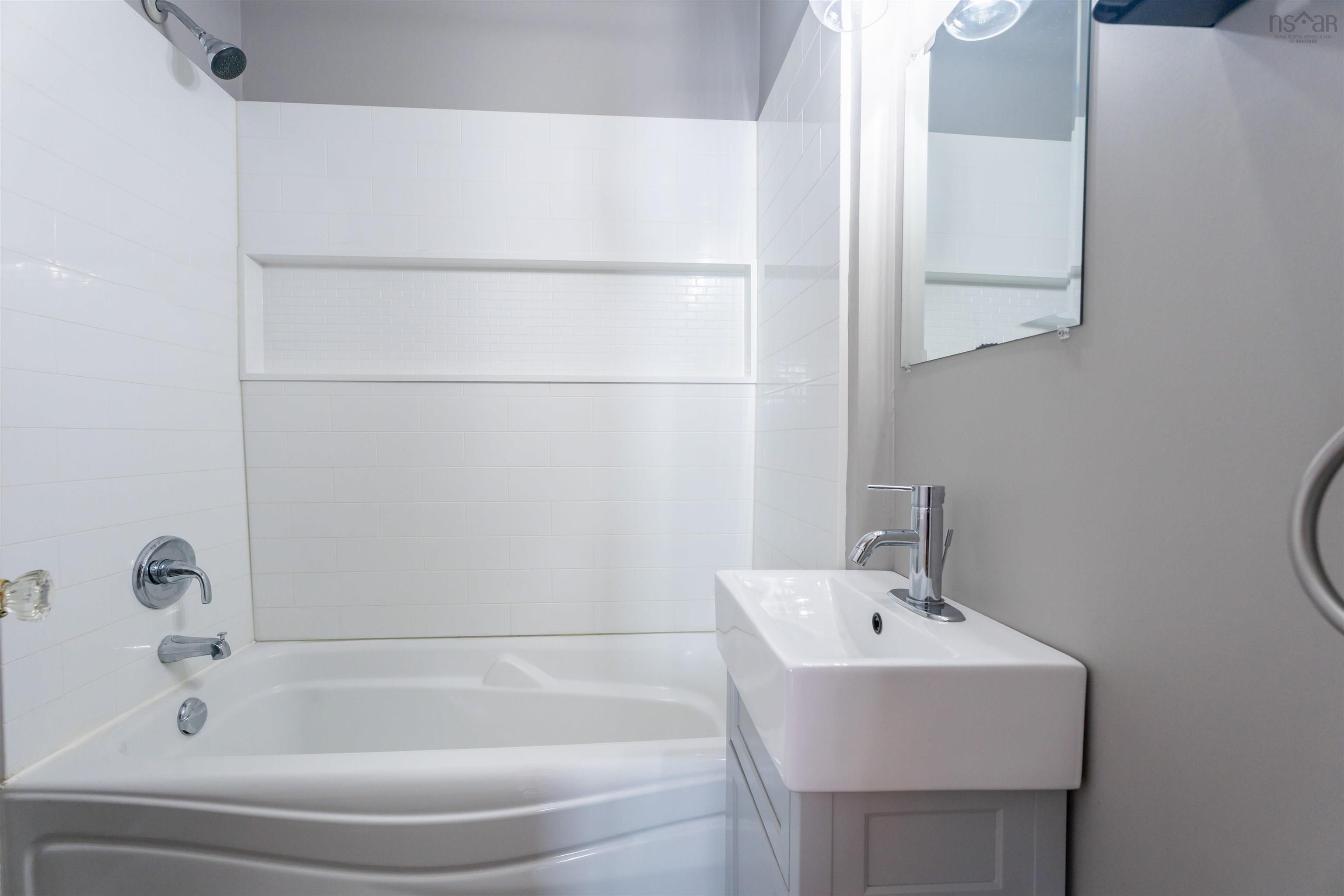 1086 Bedford Highway, Bedford, NS (MLS 202602451)