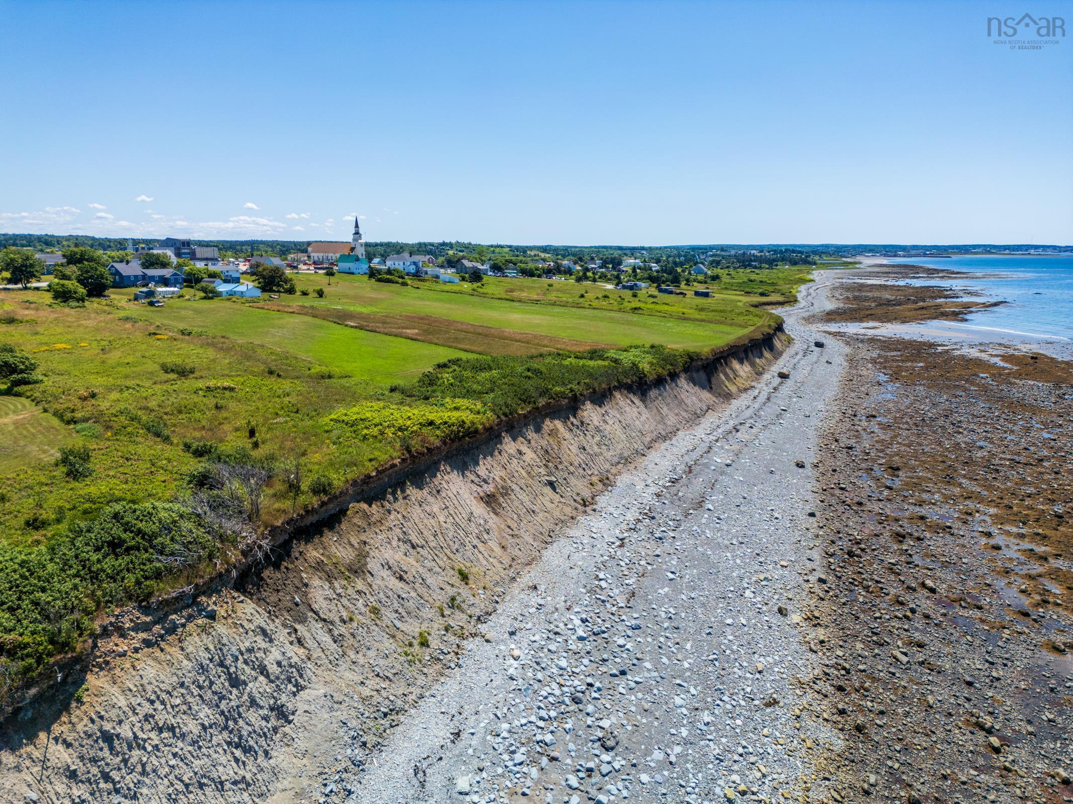 $150,000.00: 9717 Highway 1, Lower Saulnierville