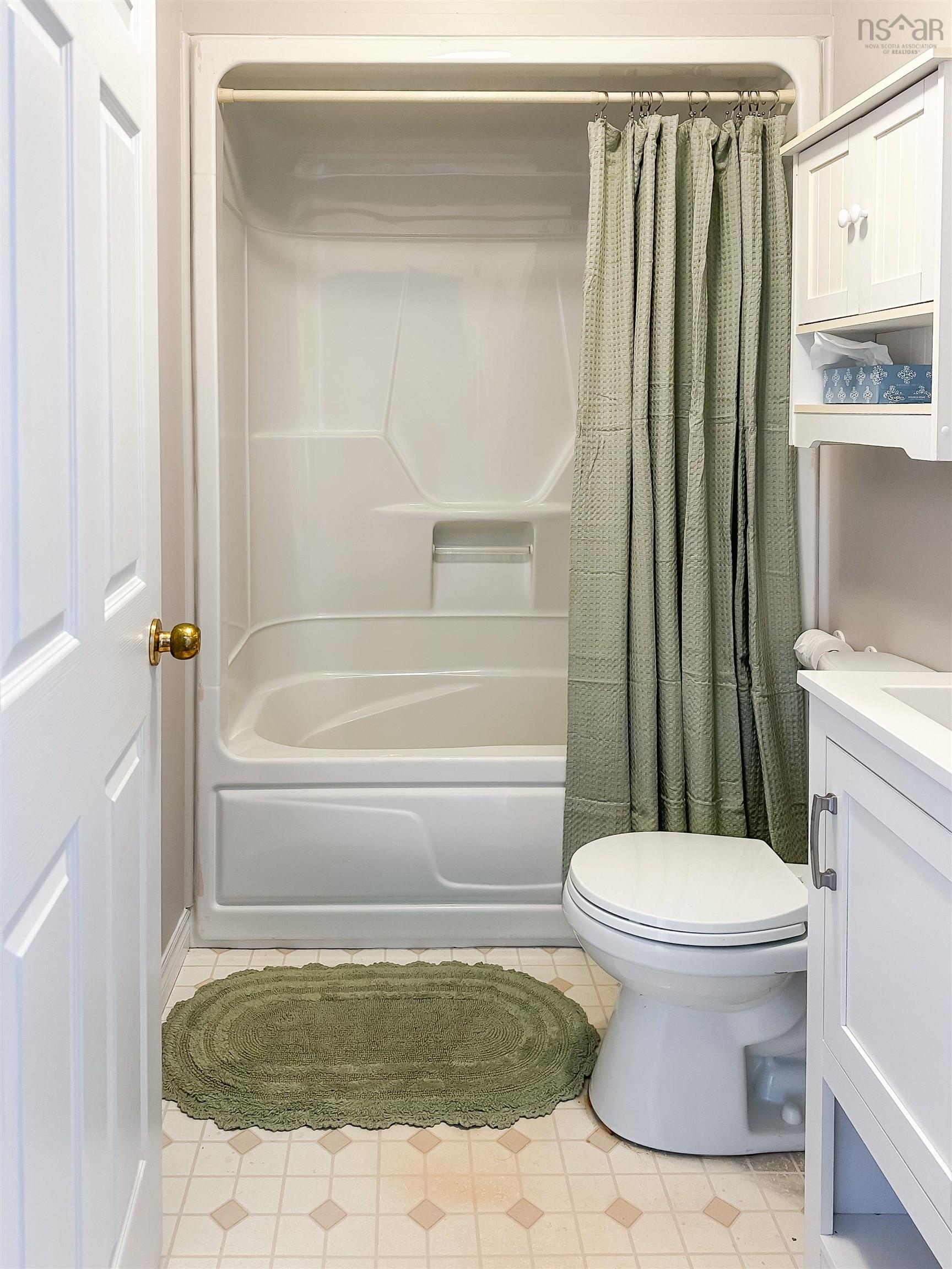 $445,000.00: 939 Parkside Drive, Centreville