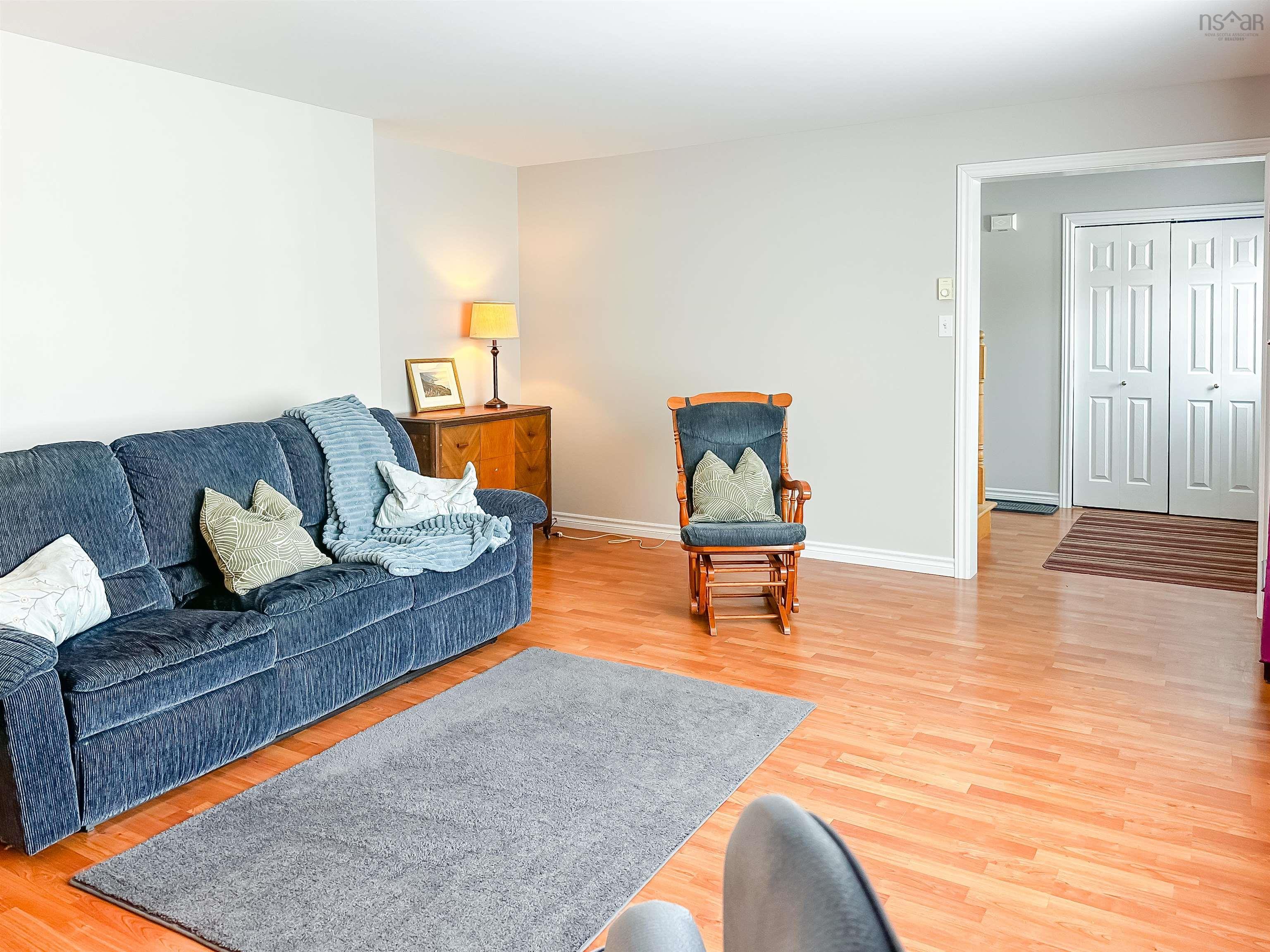 $445,000.00: 939 Parkside Drive, Centreville