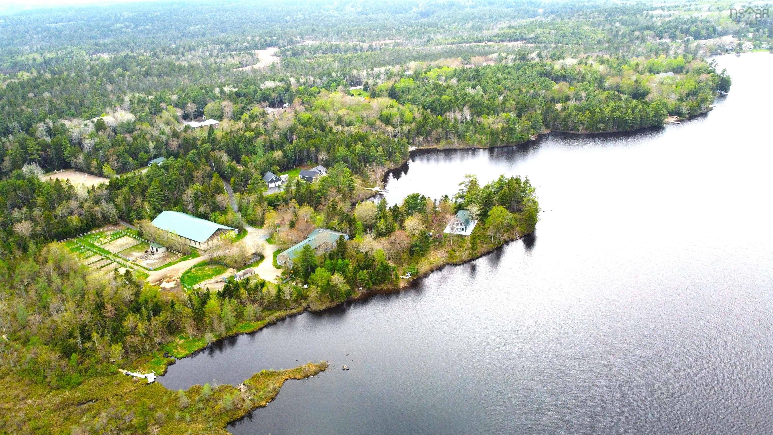 $1,250,000.00: 401 Highway 1, Mount Uniacke